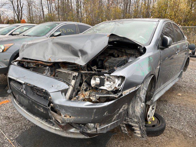 MITSUBISHI LANCER 2015