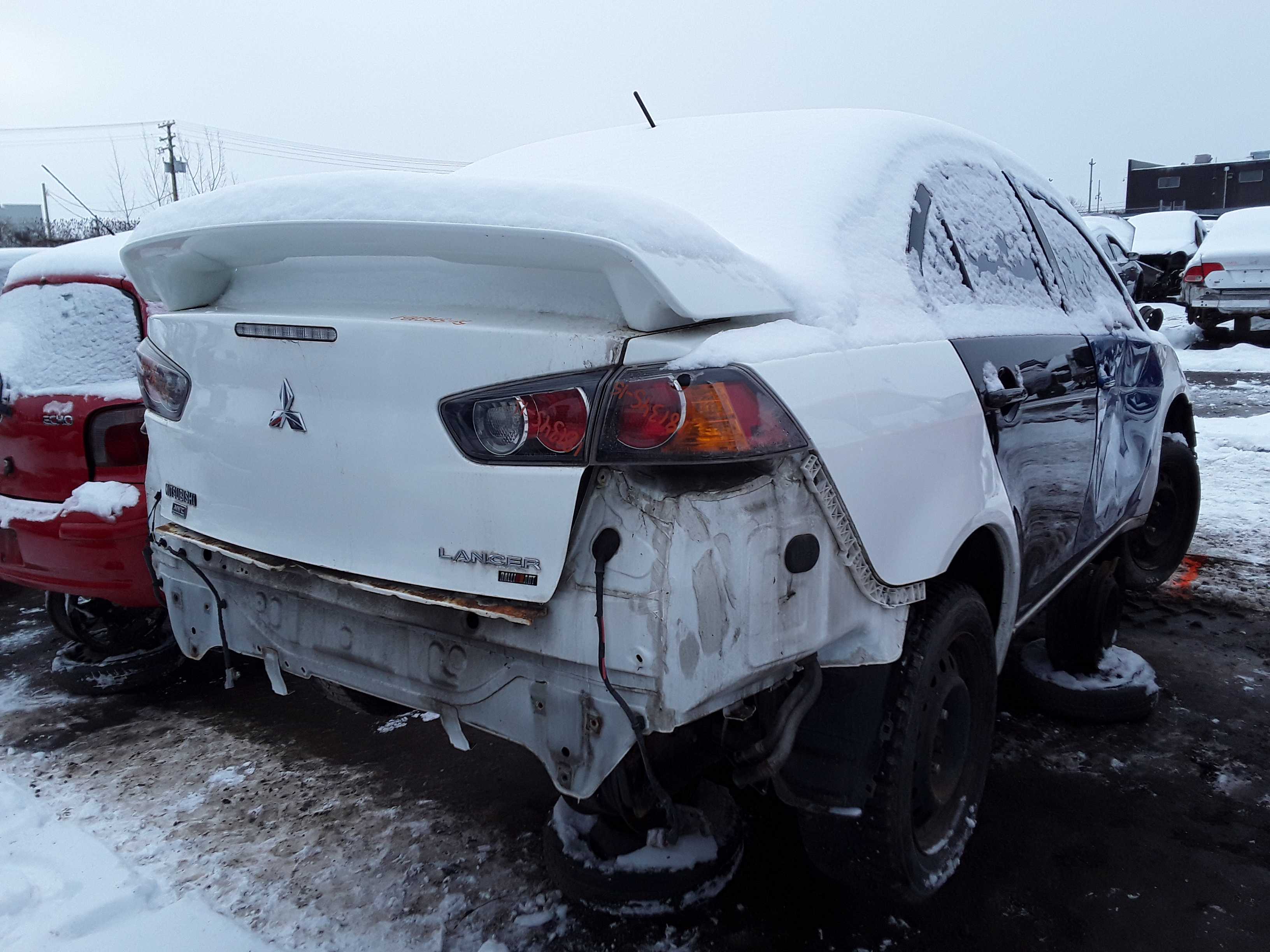 MITSUBISHI LANCER 2015