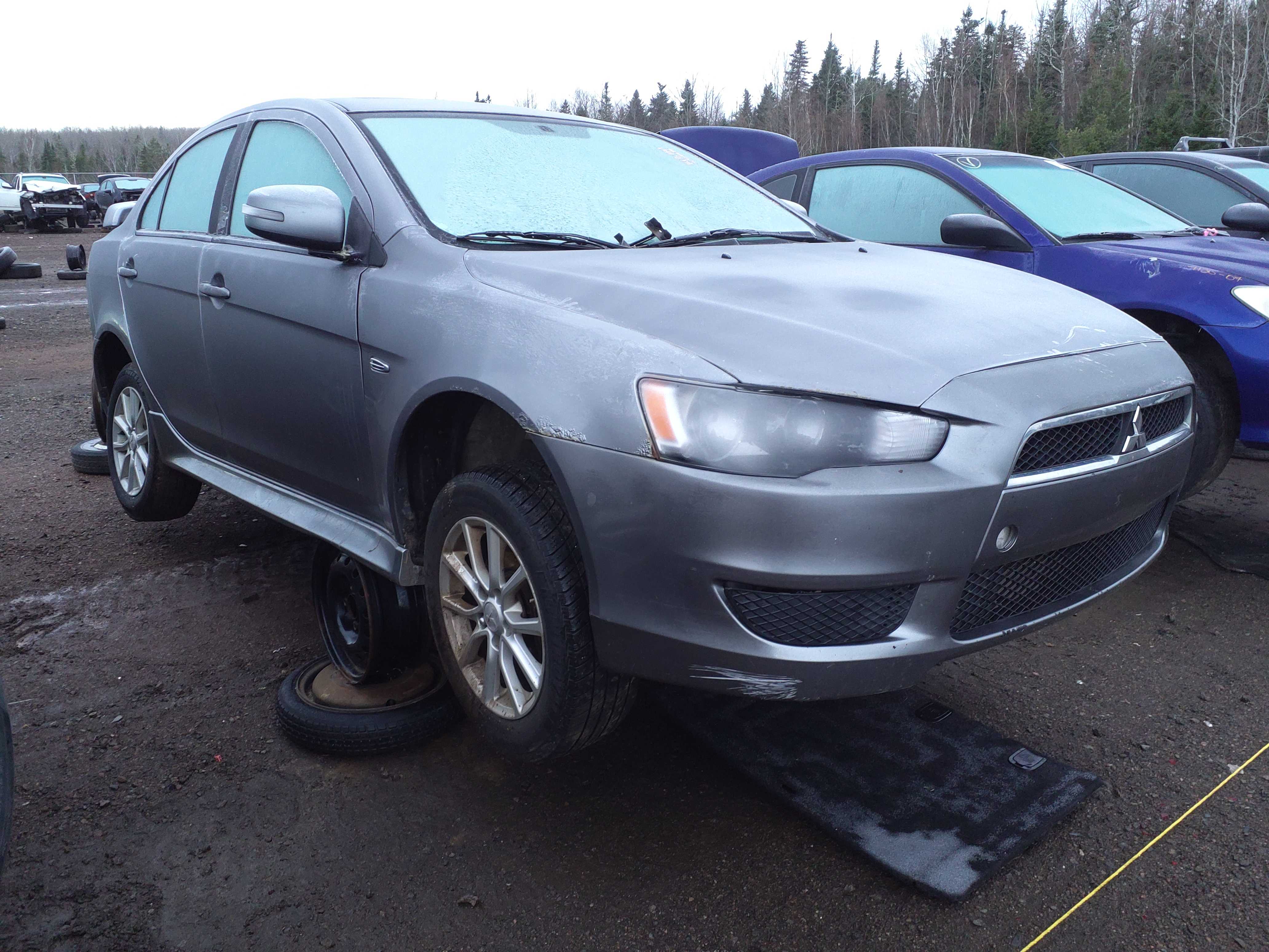 MITSUBISHI LANCER 2015