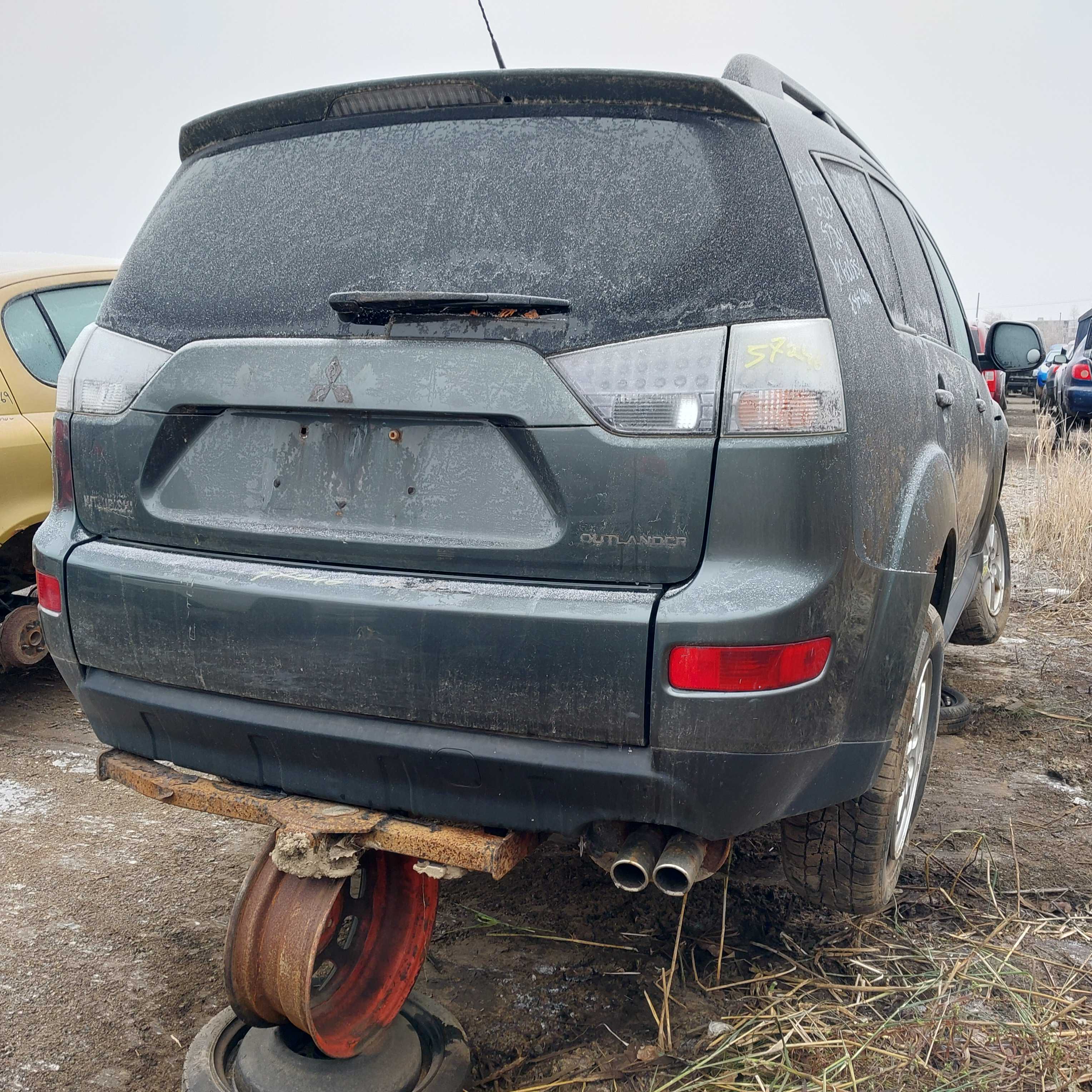 MITSUBISHI OUTLANDER 2009