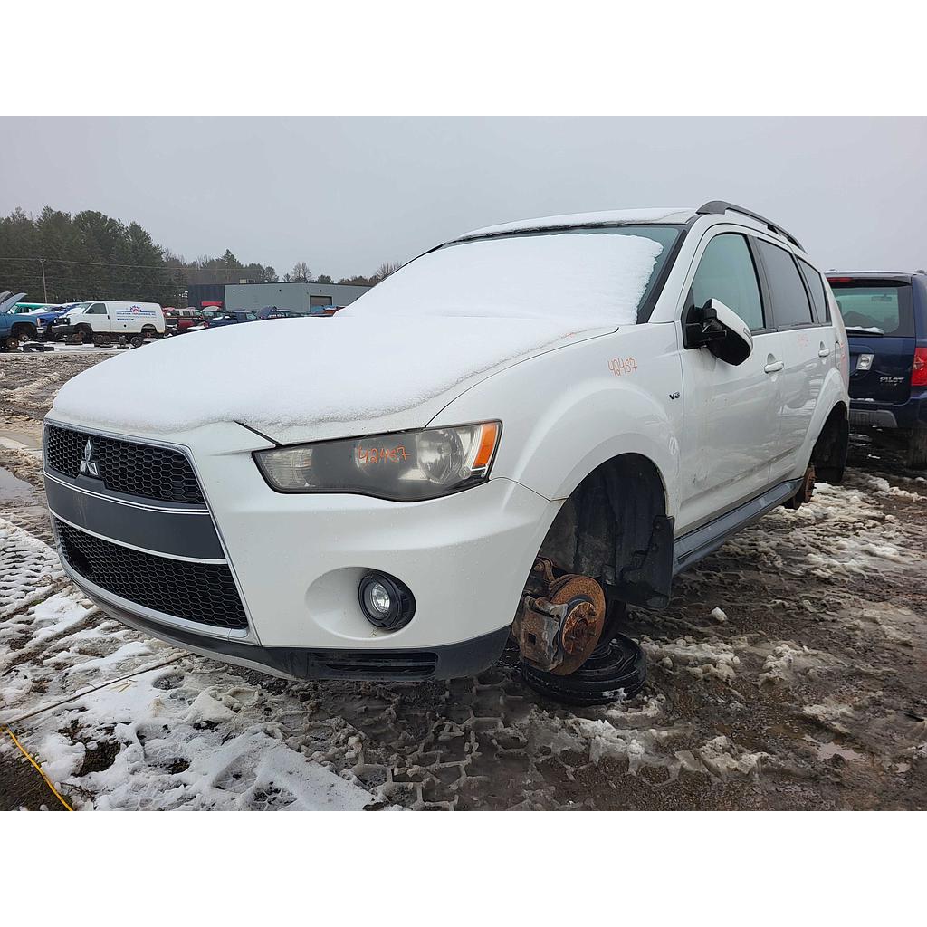 MITSUBISHI OUTLANDER 2011
