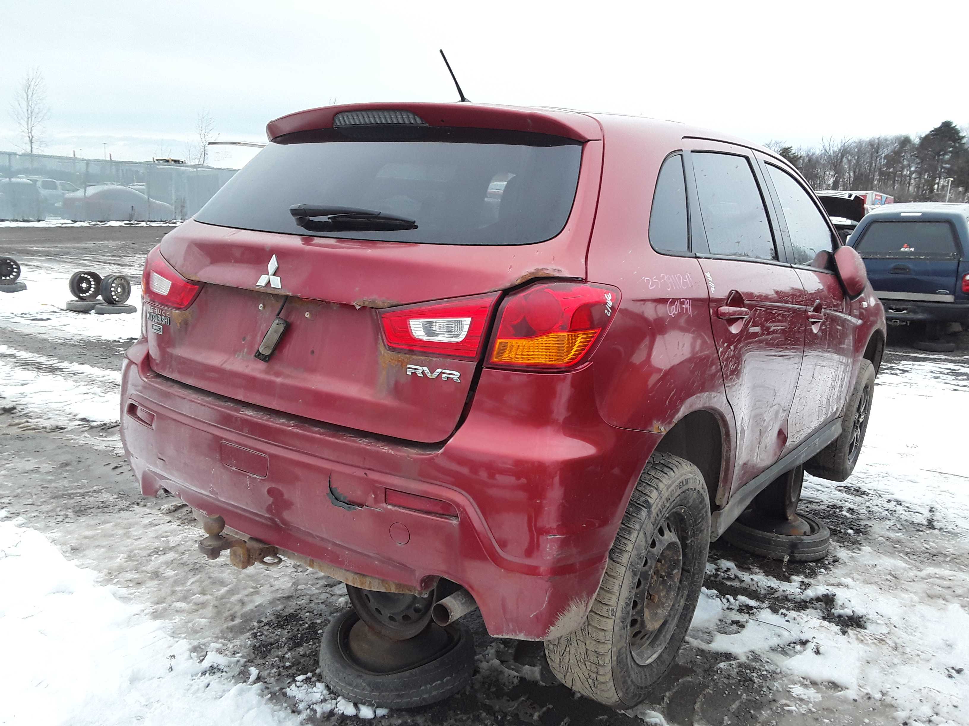 MITSUBISHI RVR 2011