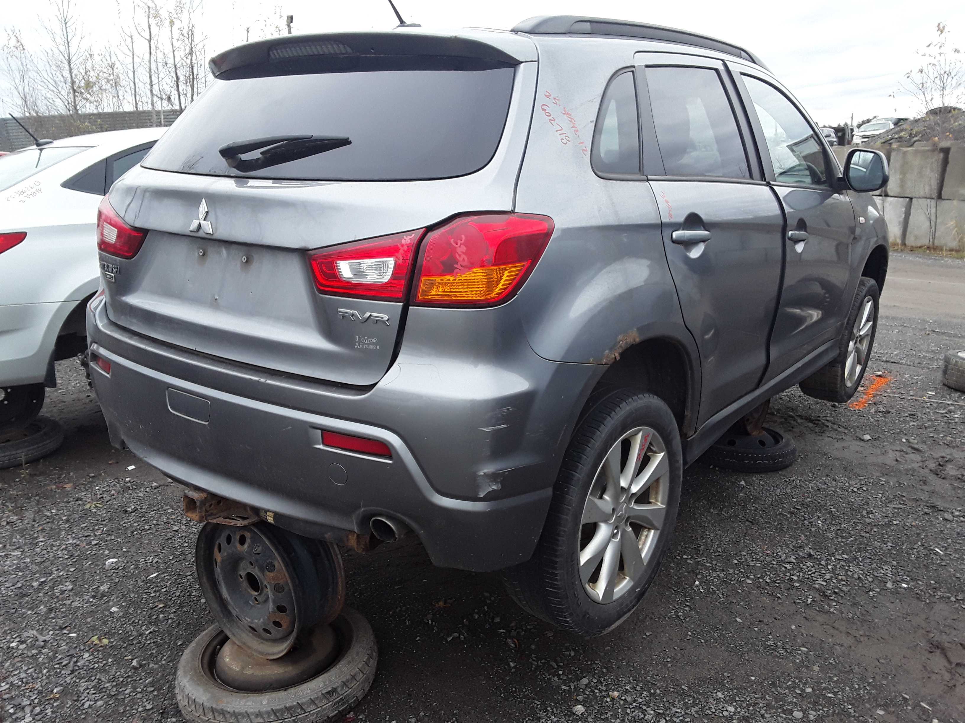 MITSUBISHI RVR 2012