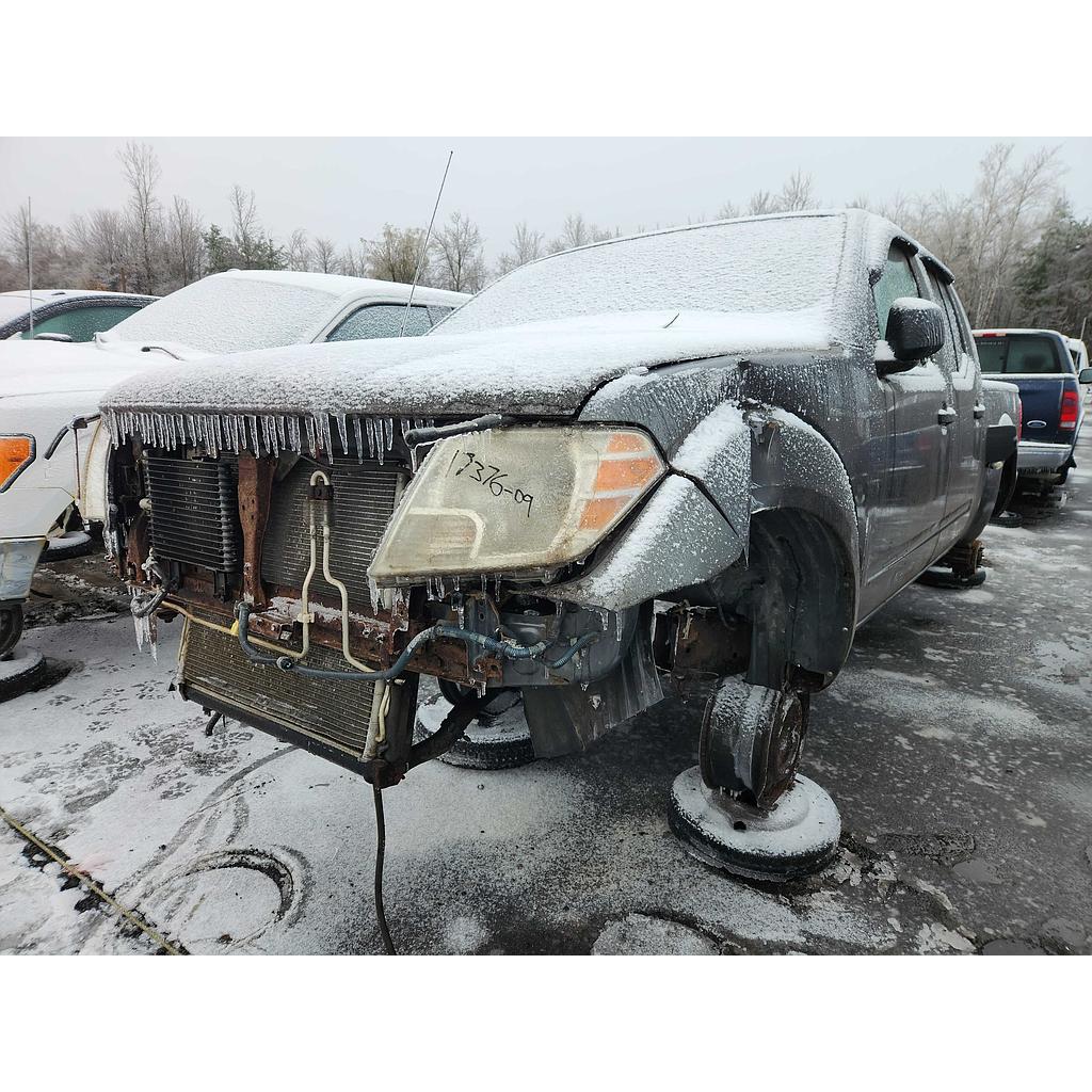 NISSAN FRONTIER 2009