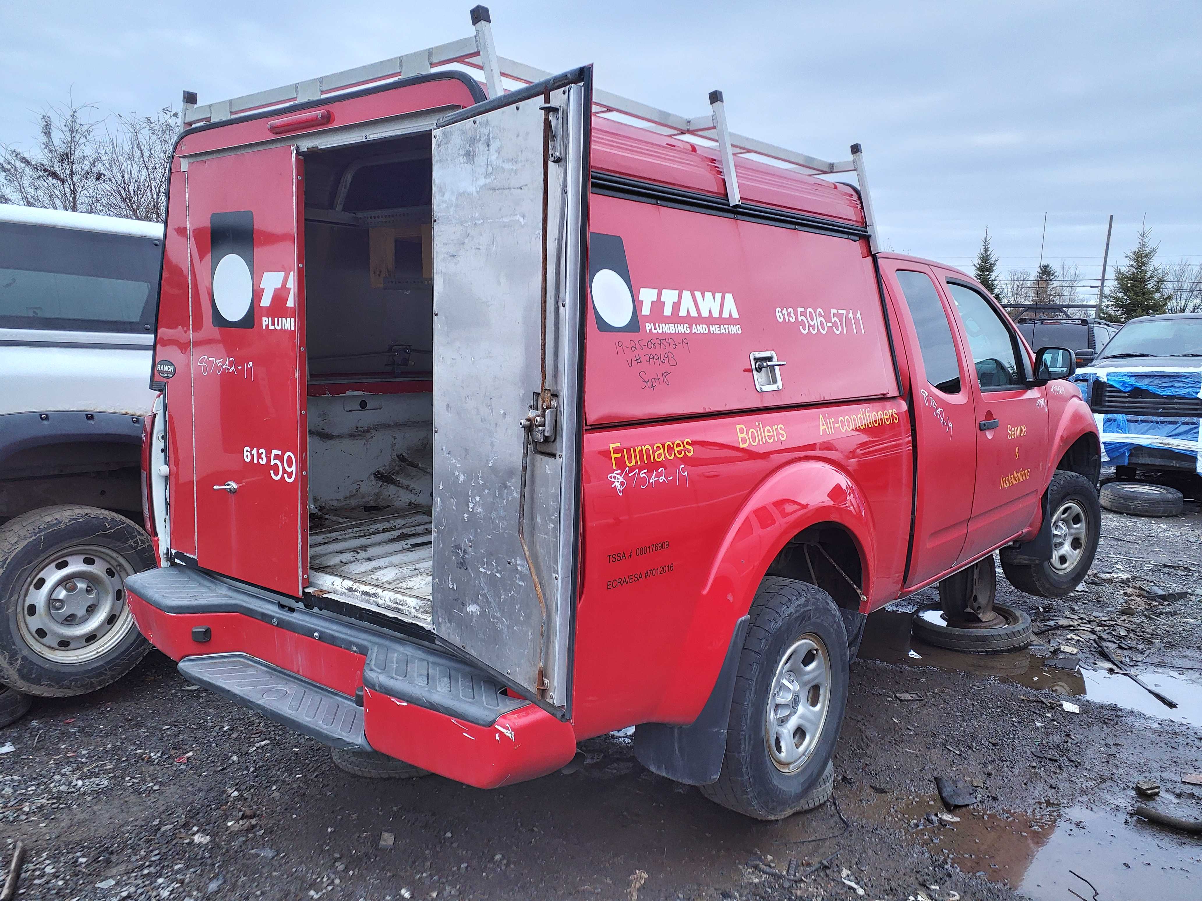NISSAN FRONTIER 2019