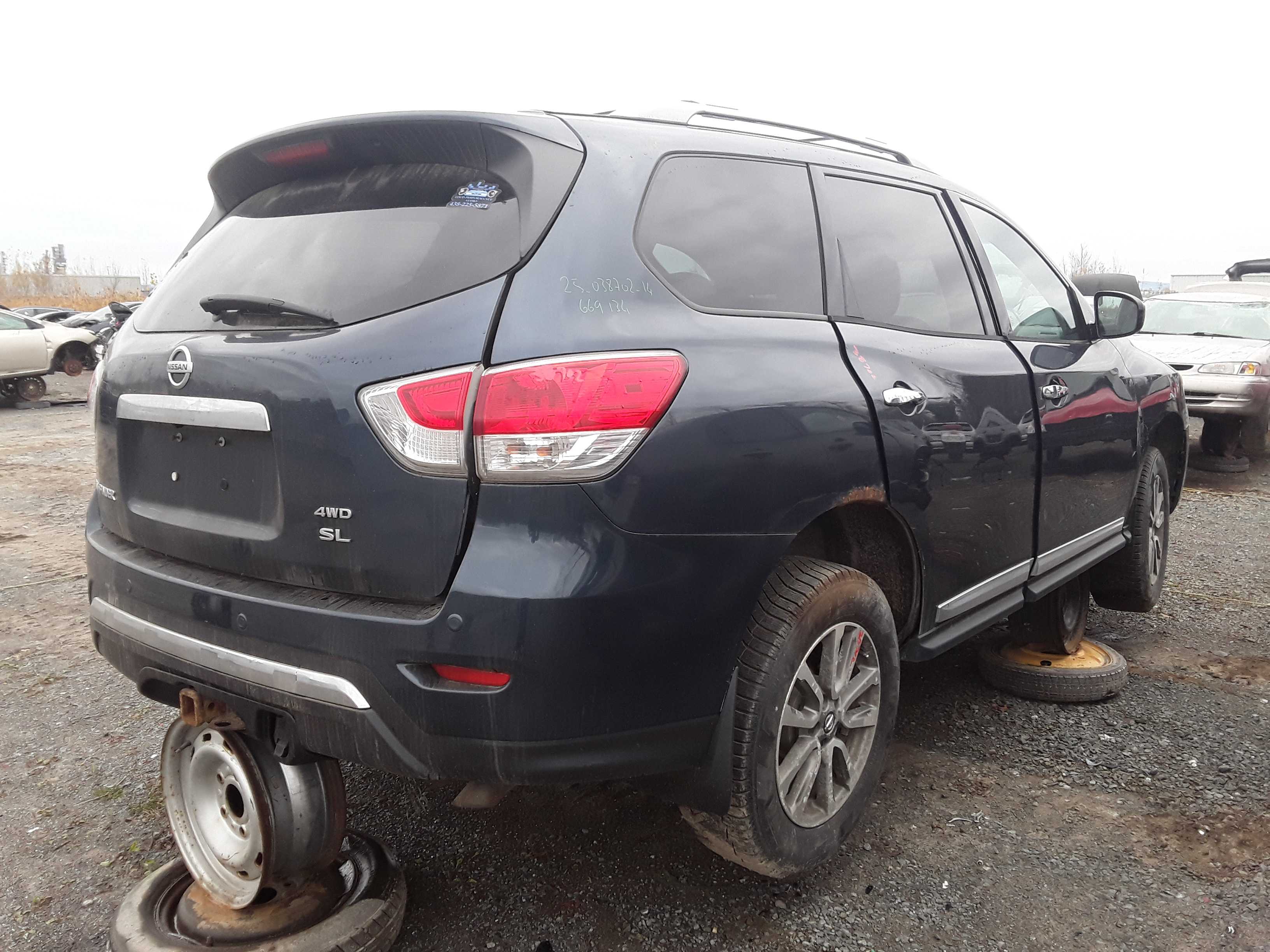 NISSAN PATHFINDER 2014