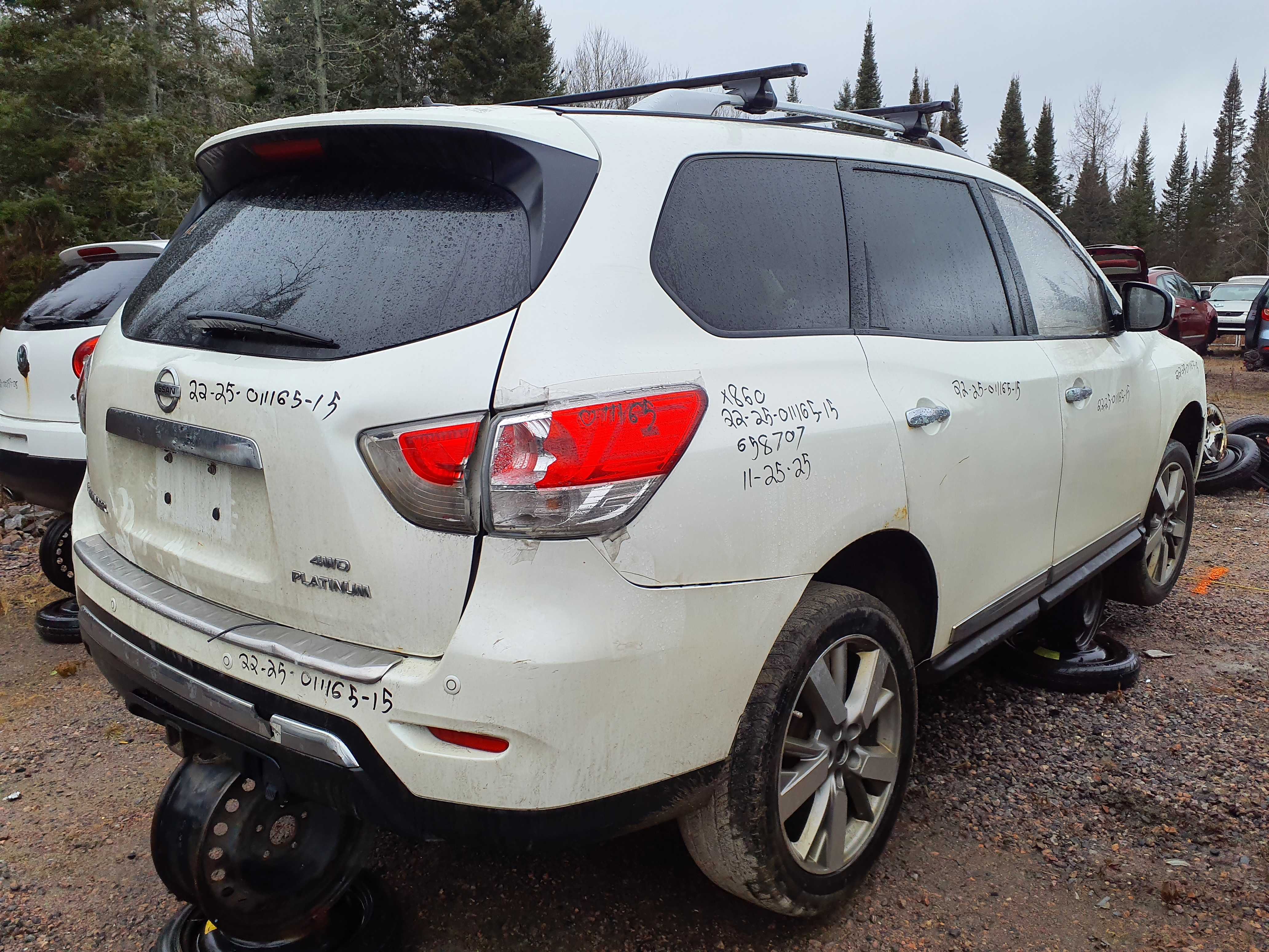 NISSAN PATHFINDER 2015