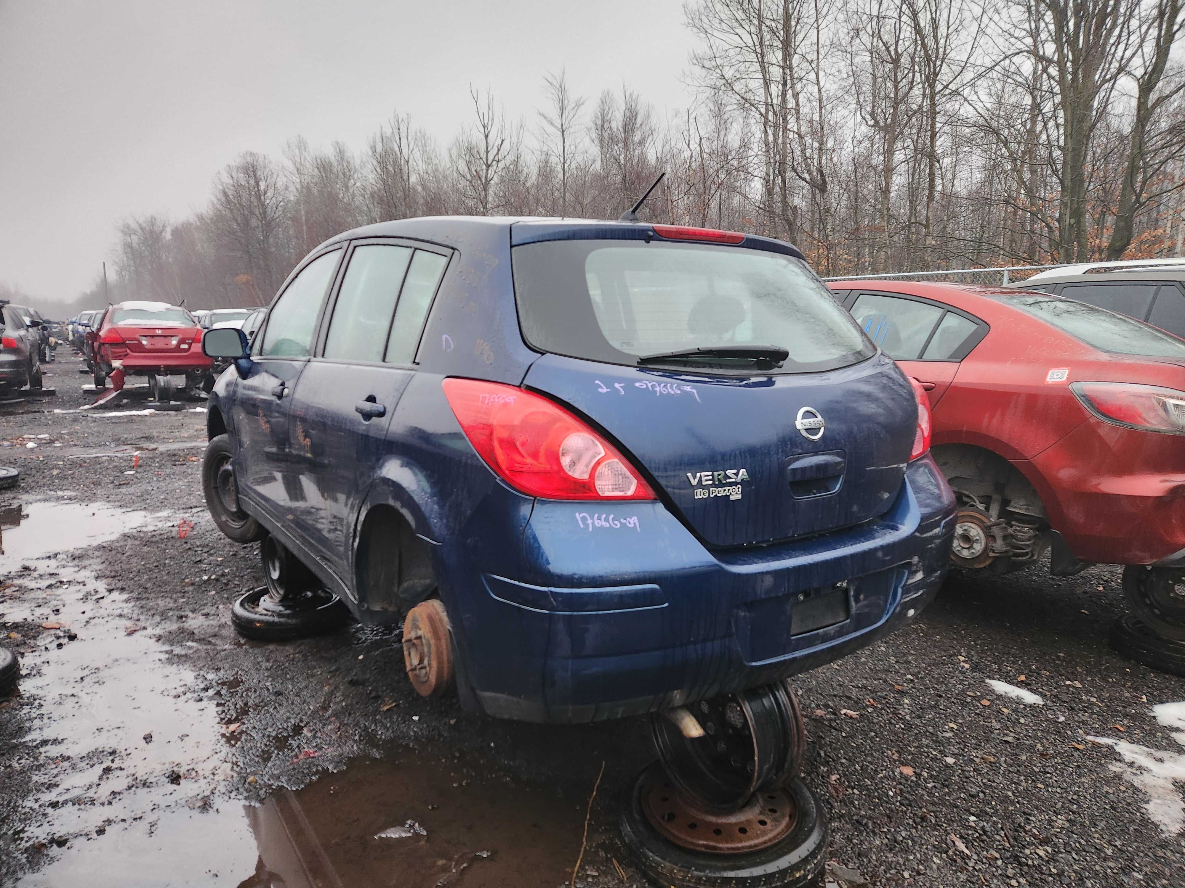 NISSAN VERSA 2009