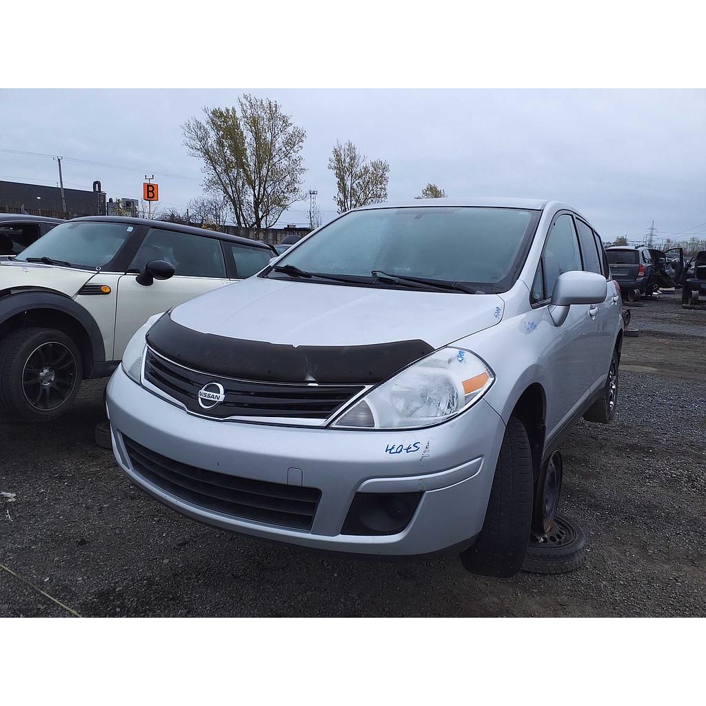 NISSAN VERSA 2010