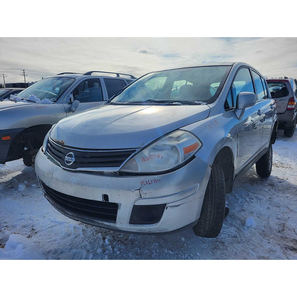 NISSAN VERSA 2010