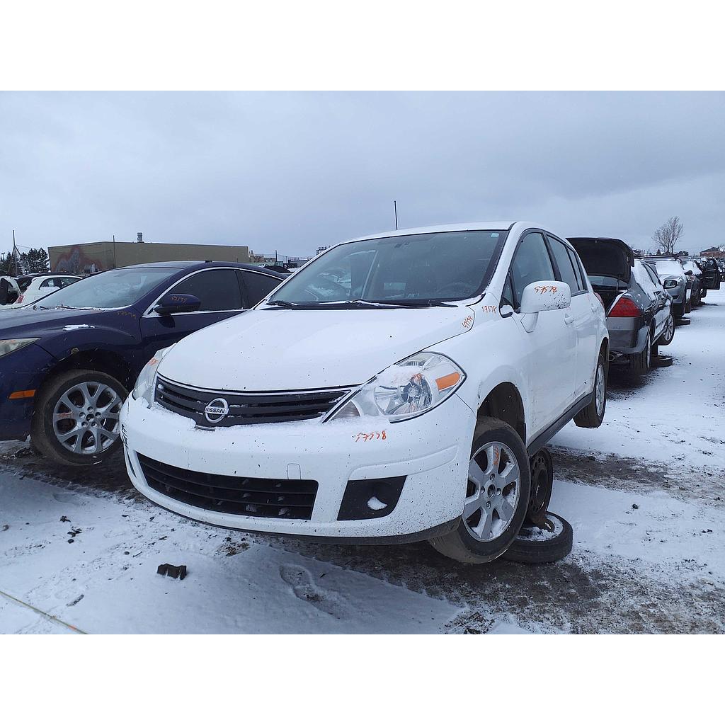 NISSAN VERSA 2010