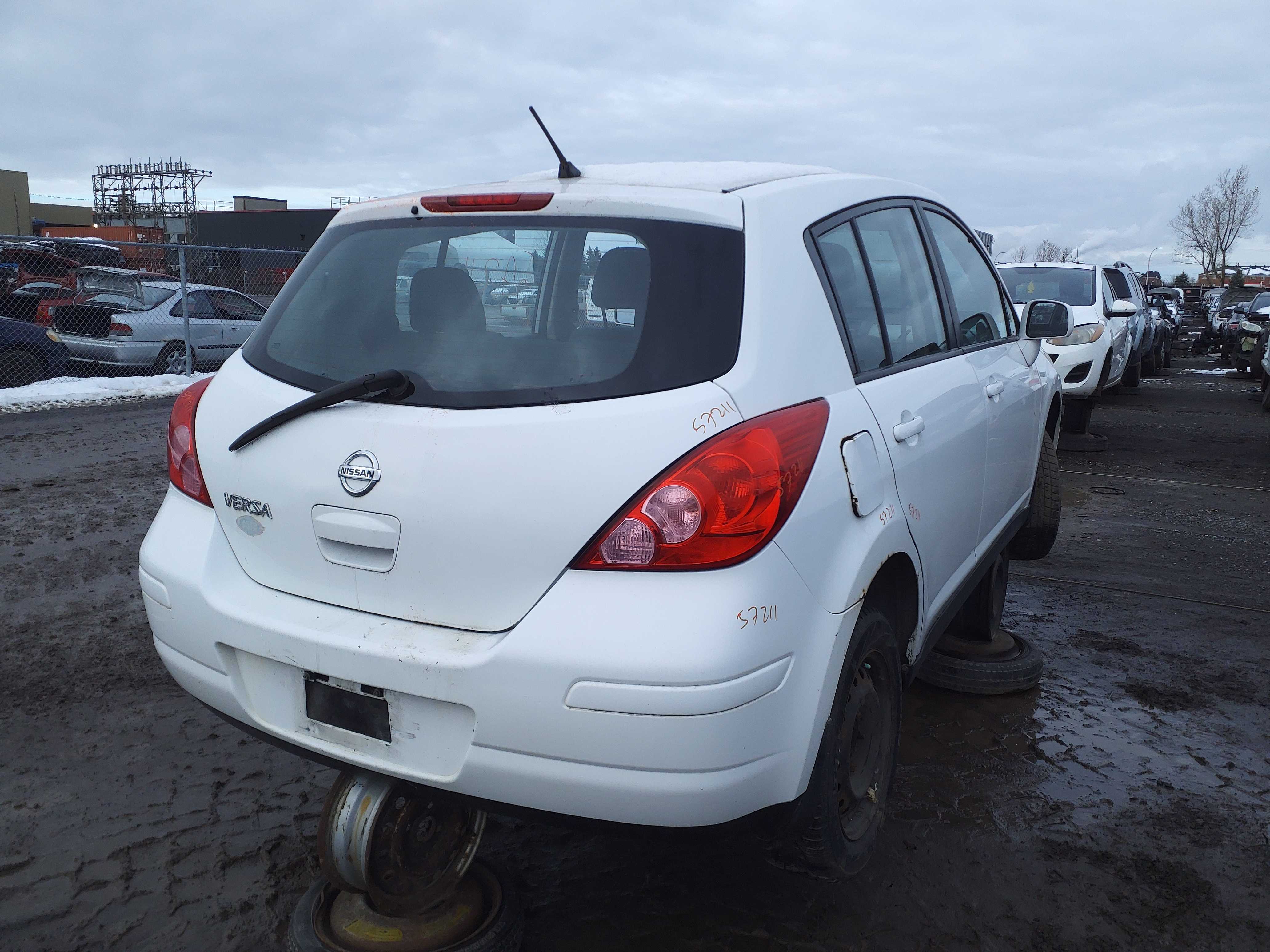NISSAN VERSA 2012