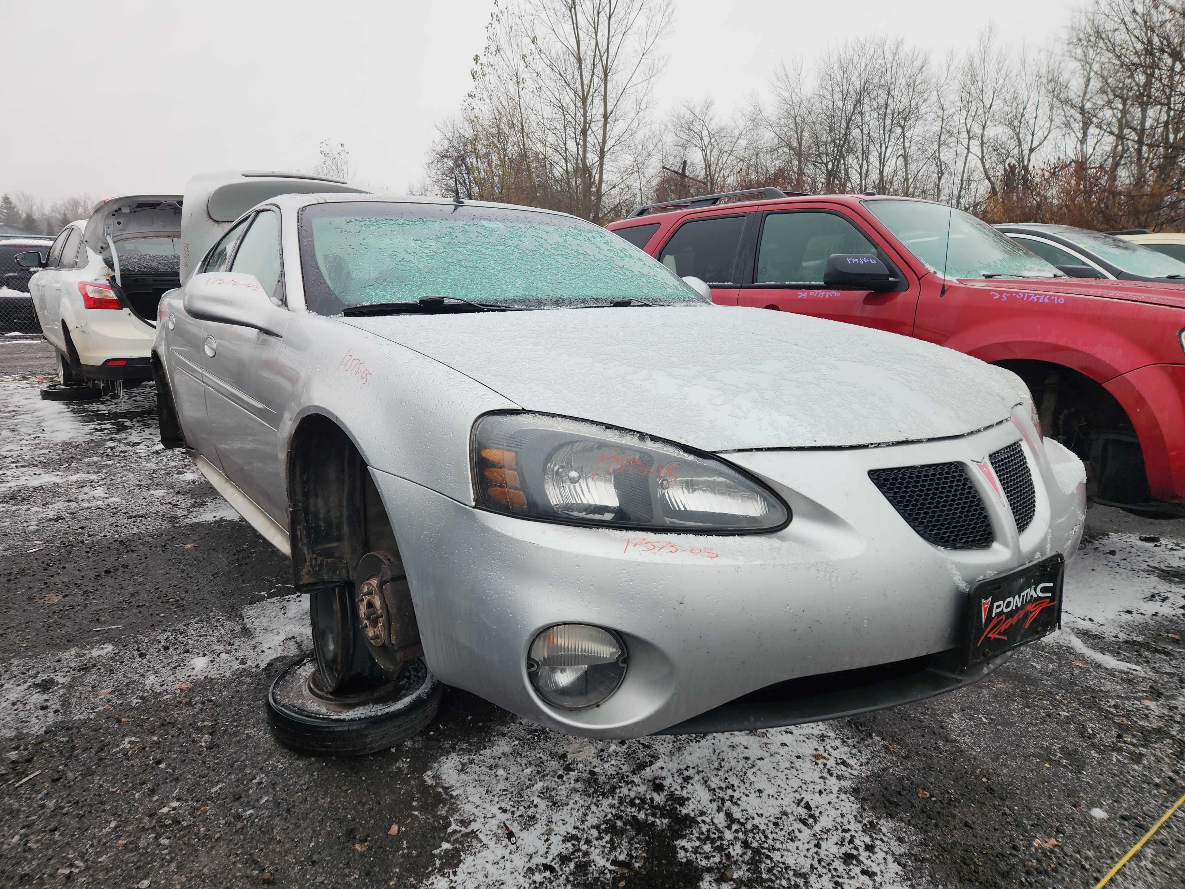 PONTIAC GRAND PRIX 2005