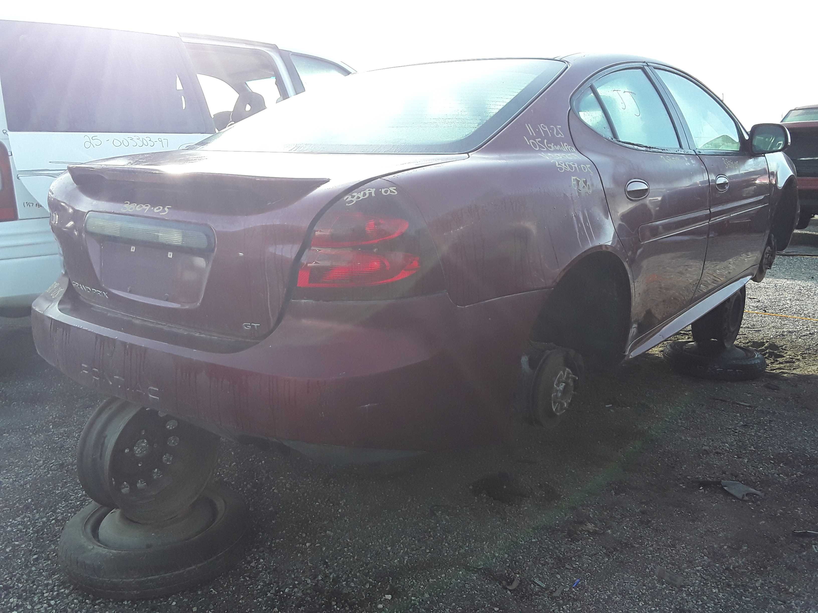 PONTIAC GRAND PRIX 2005