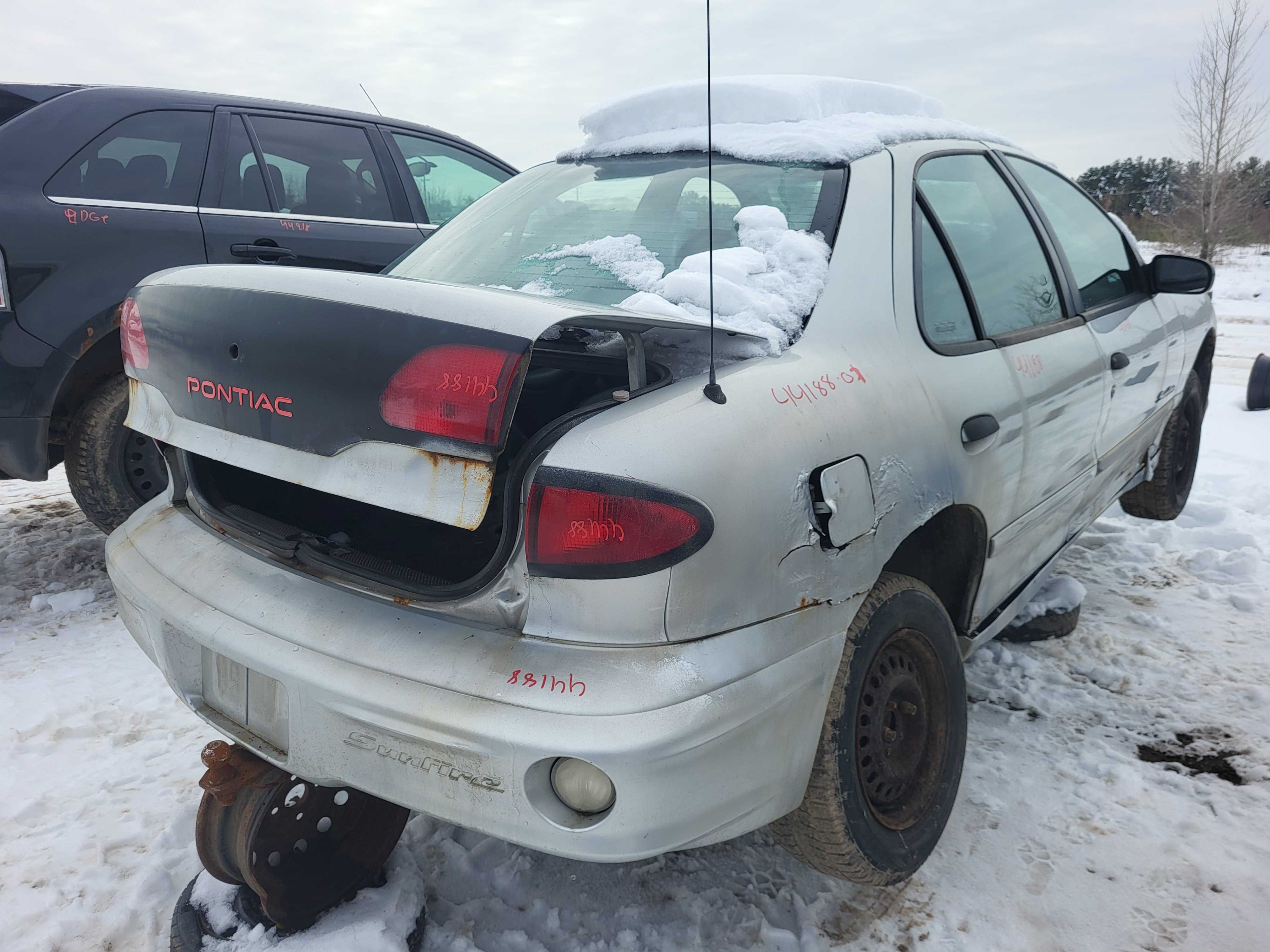 PONTIAC SUNFIRE 2001
