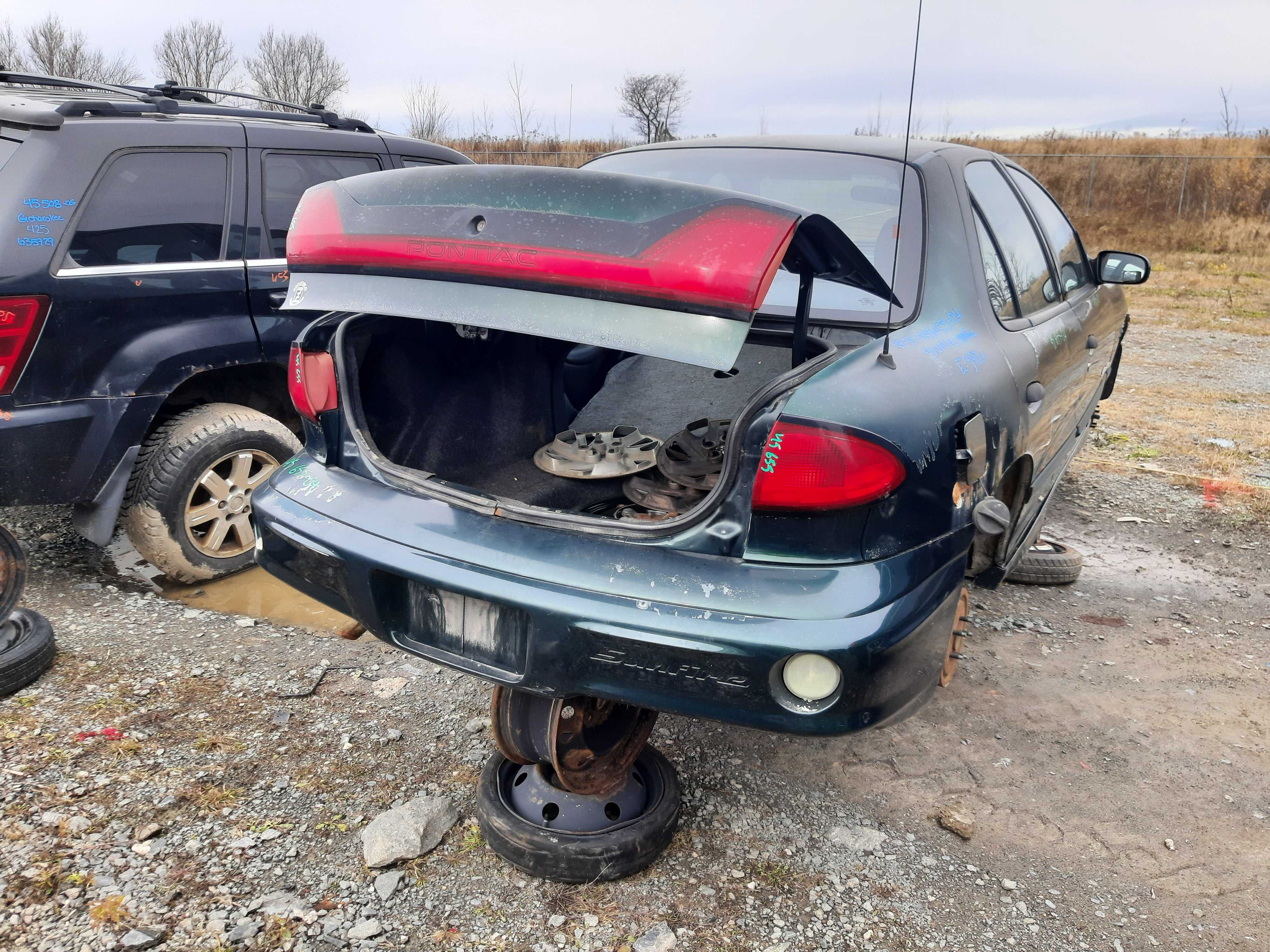 PONTIAC SUNFIRE 2004