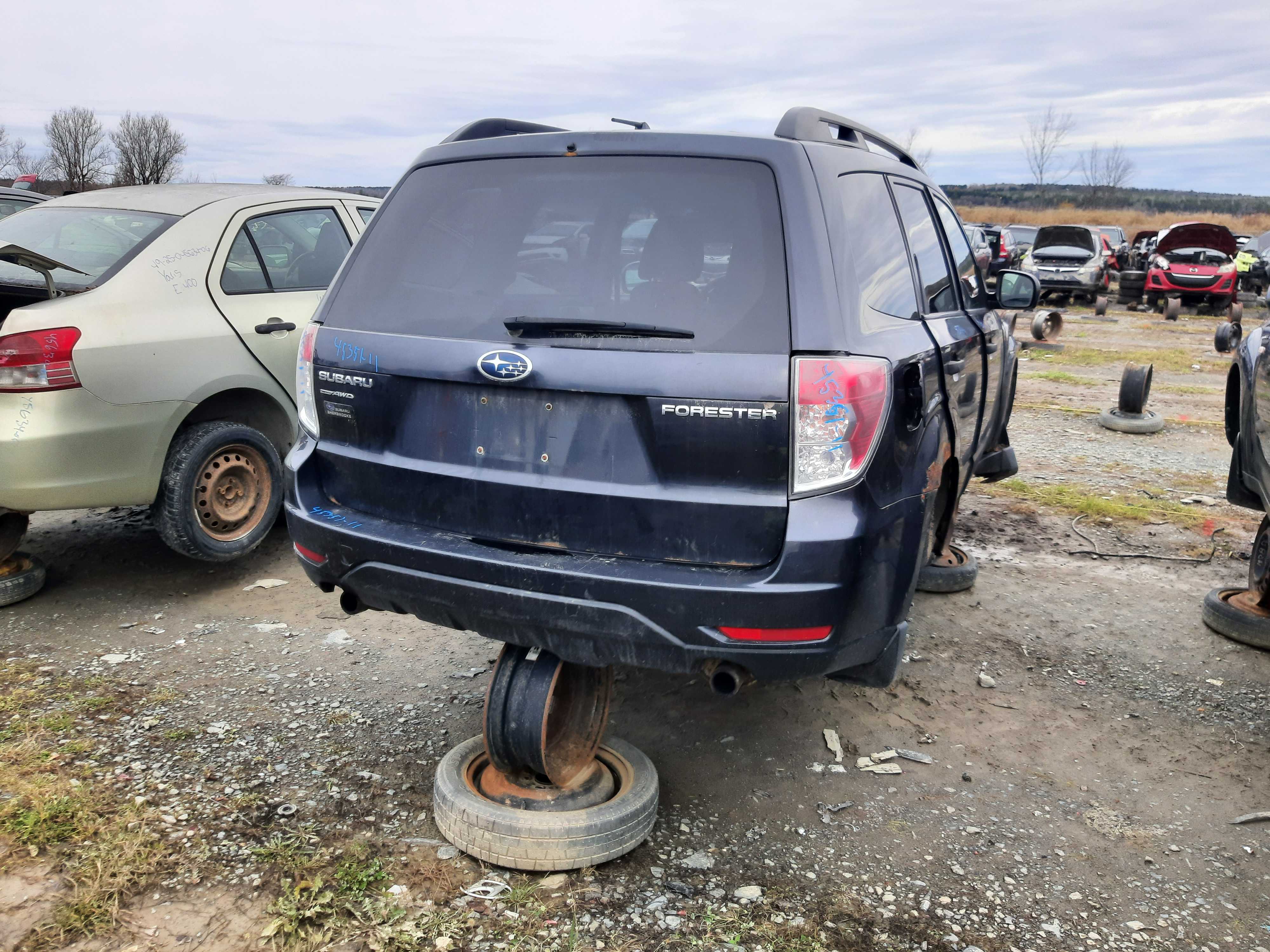 SUBARU FORESTER 2011