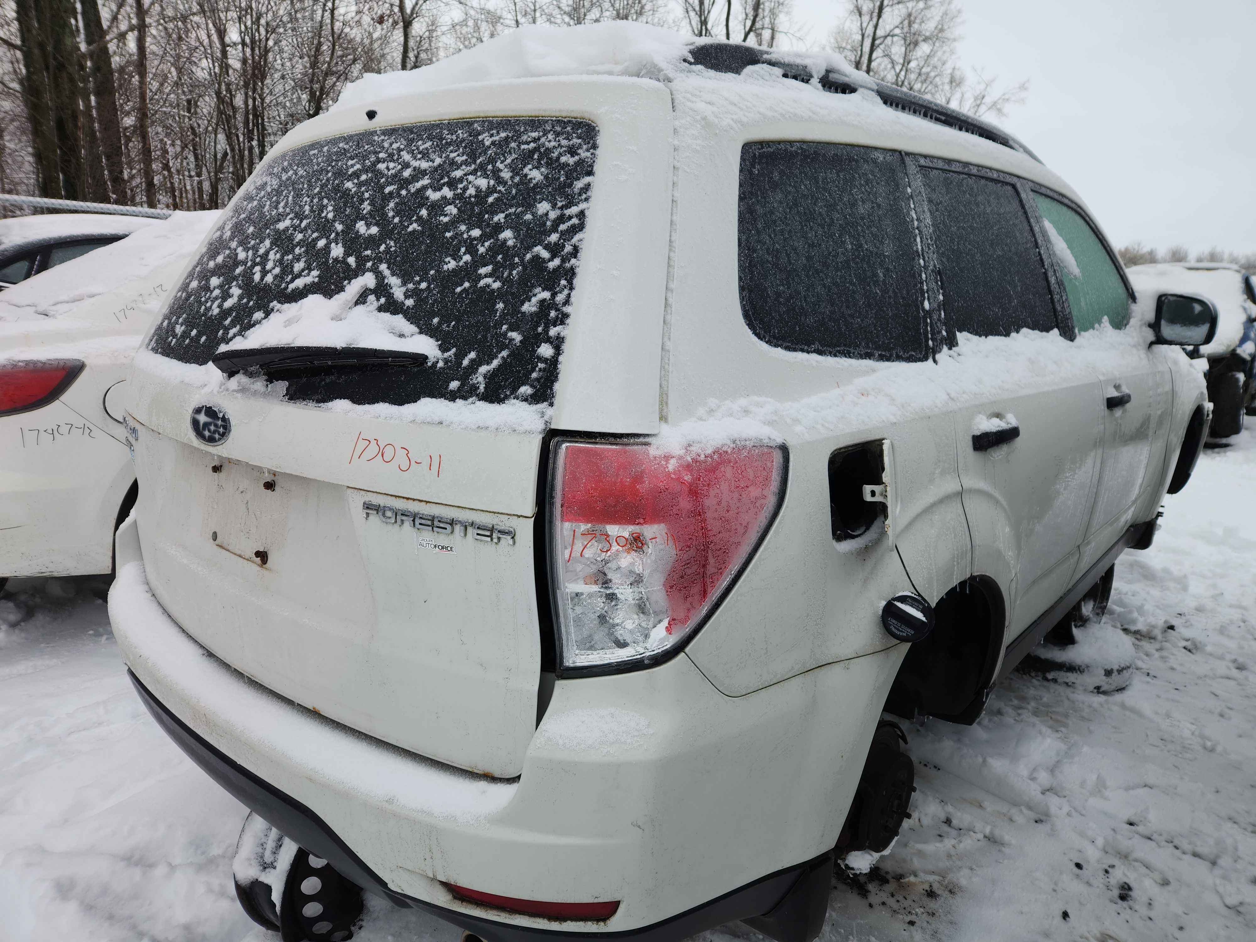 SUBARU FORESTER 2011