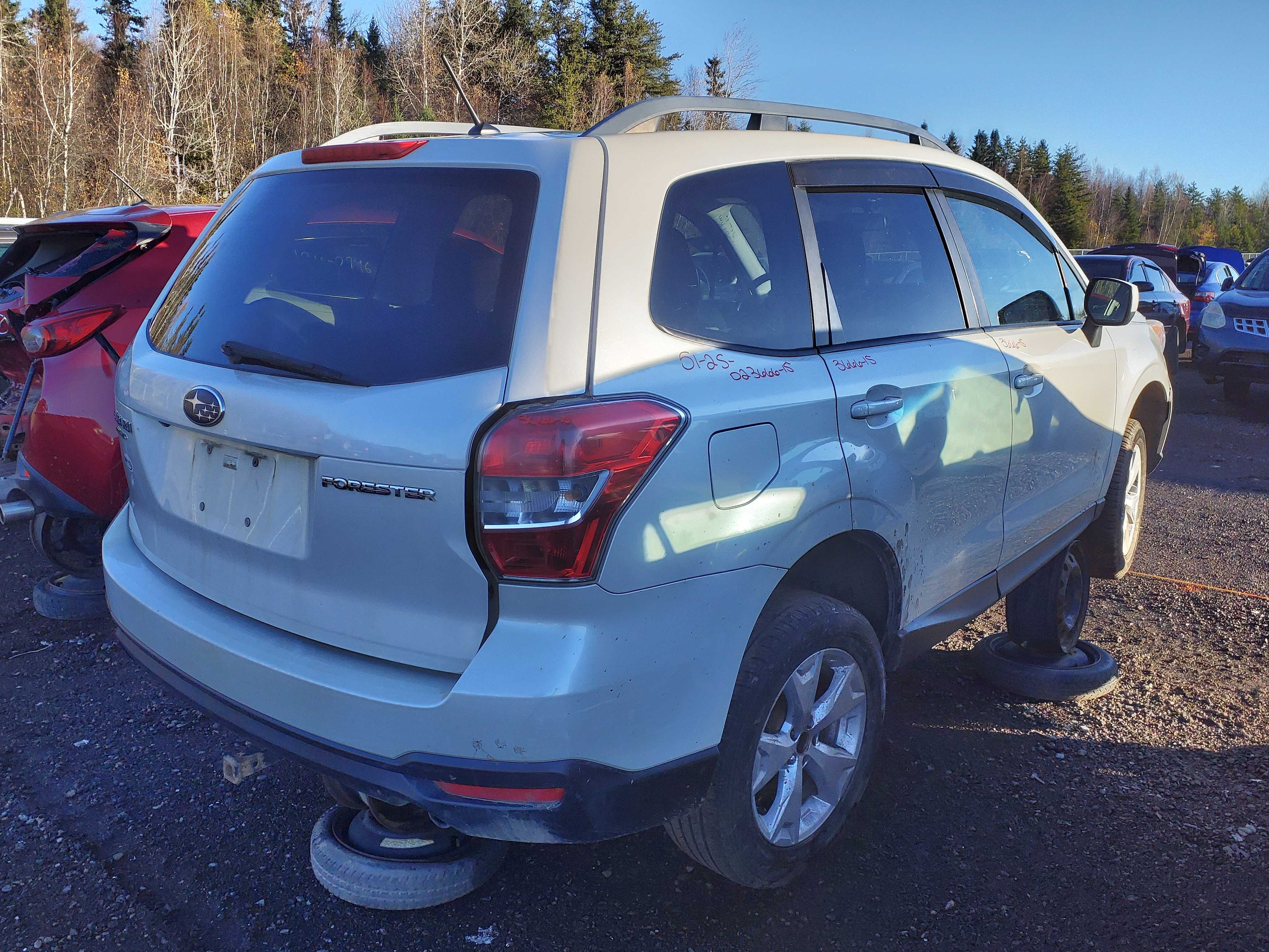 SUBARU FORESTER 2015