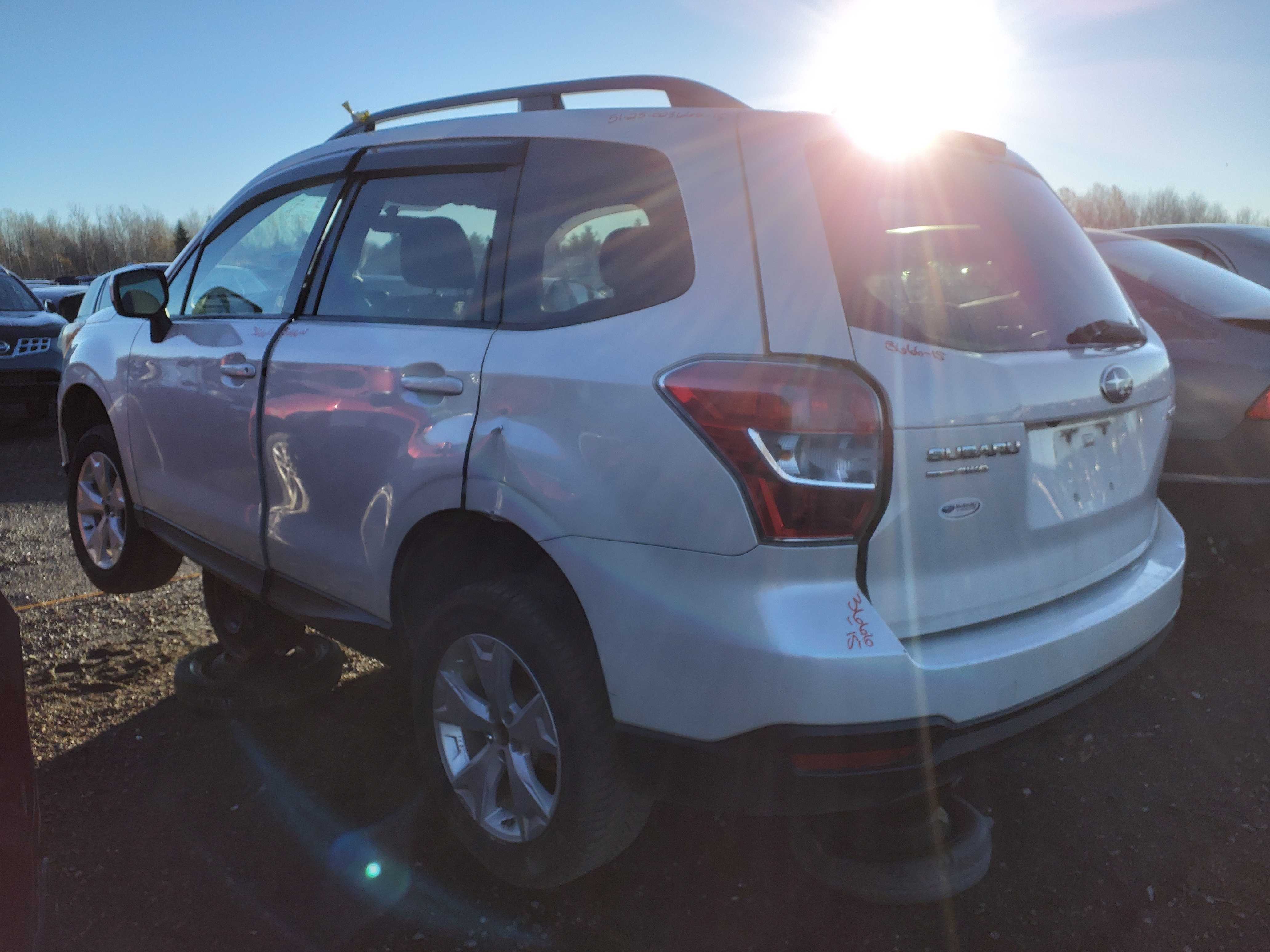 SUBARU FORESTER 2015