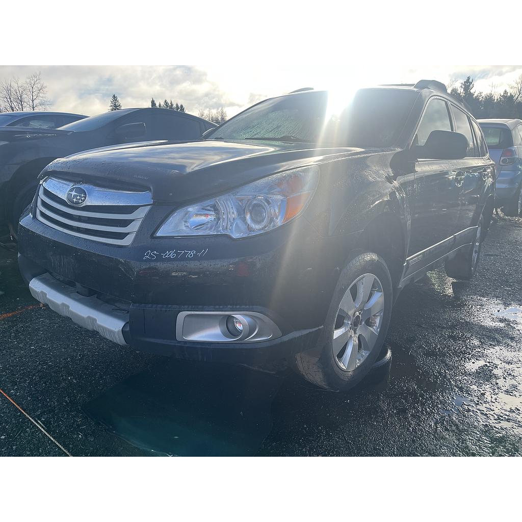 SUBARU OUTBACK 2011