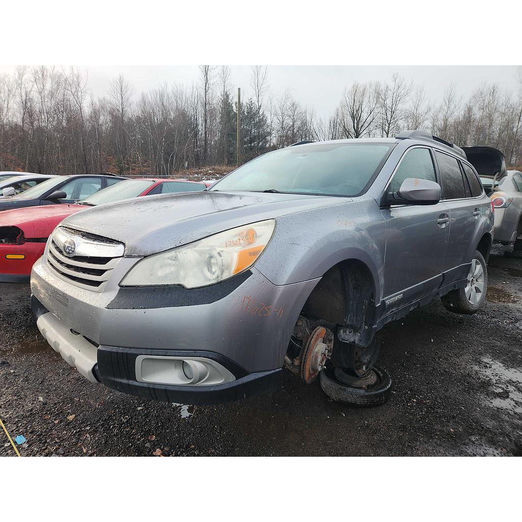 SUBARU OUTBACK 2011