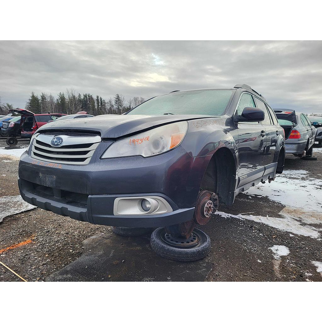 SUBARU OUTBACK 2012