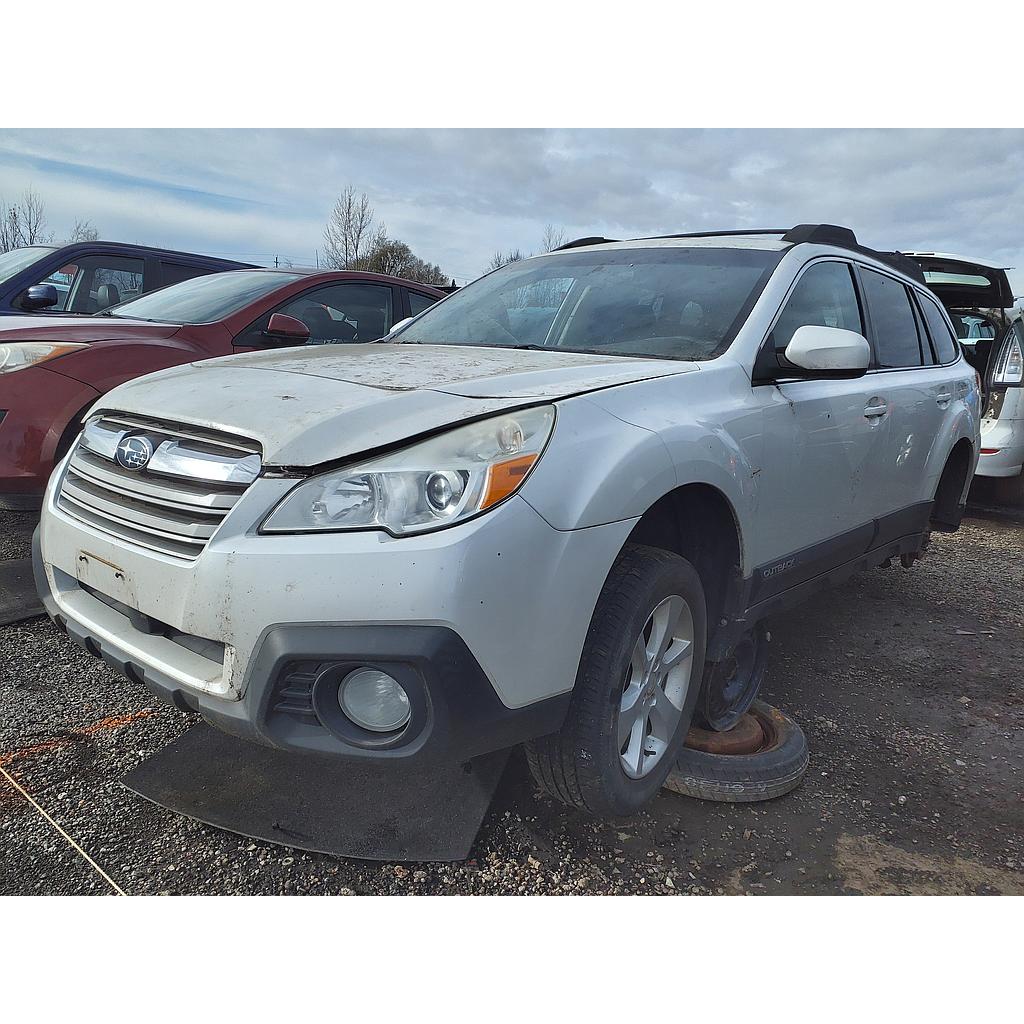 SUBARU OUTBACK 2013