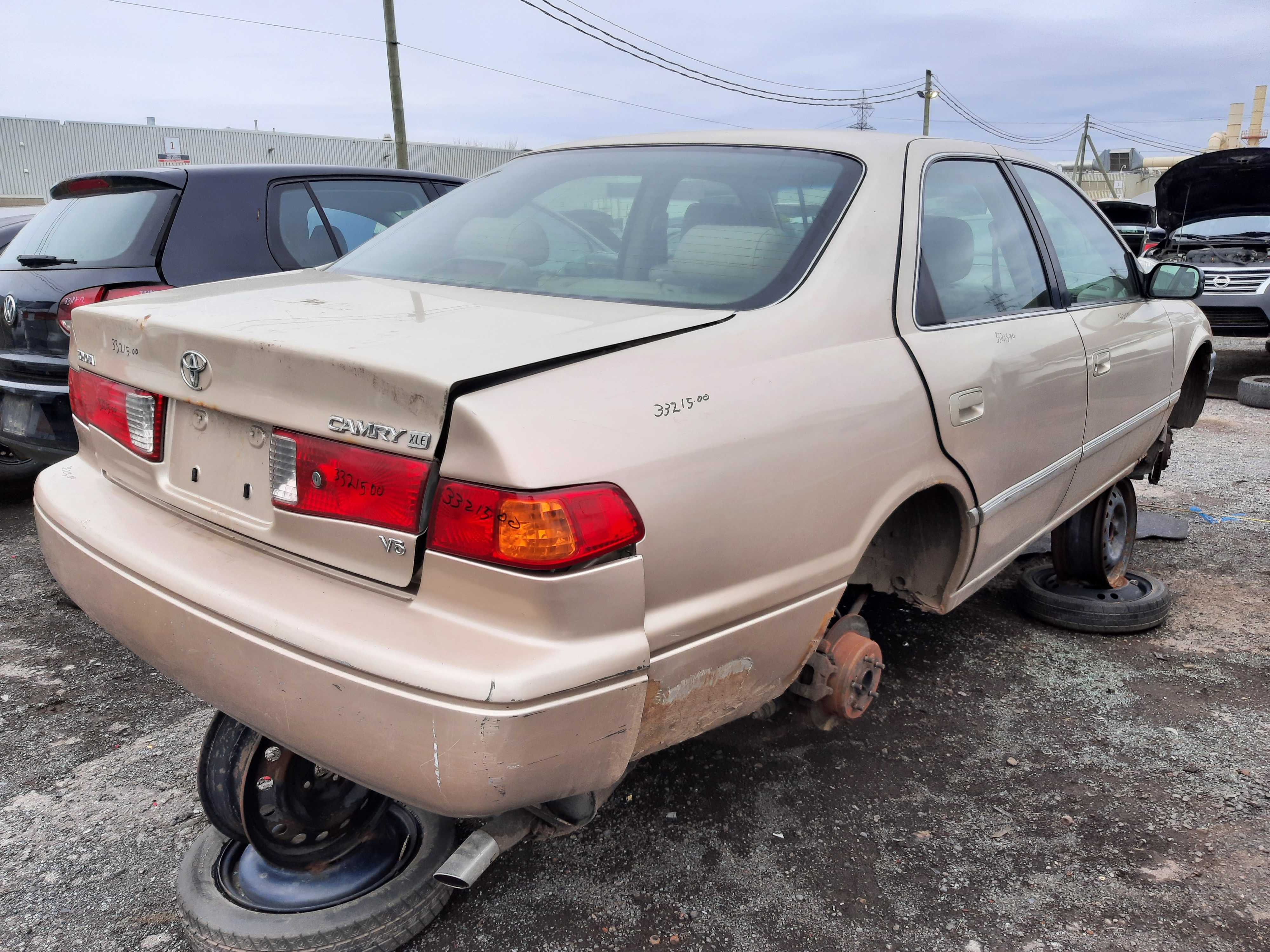 TOYOTA CAMRY 2000