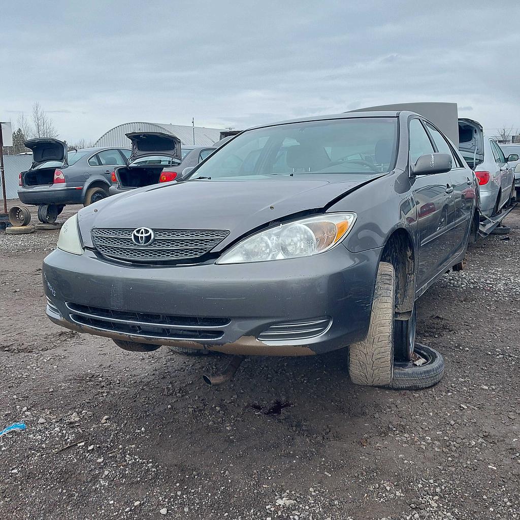 TOYOTA CAMRY 2004