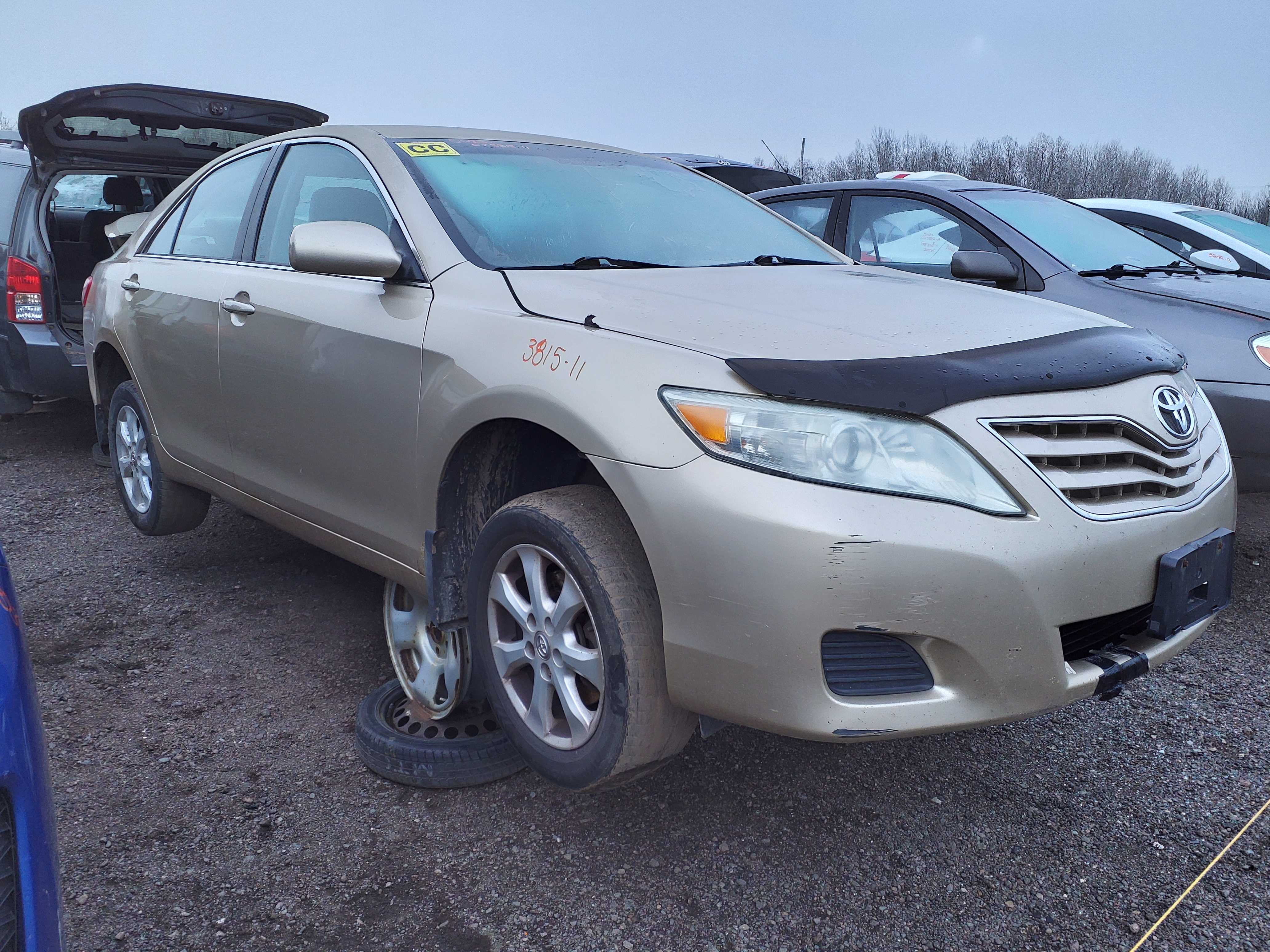 TOYOTA CAMRY 2011