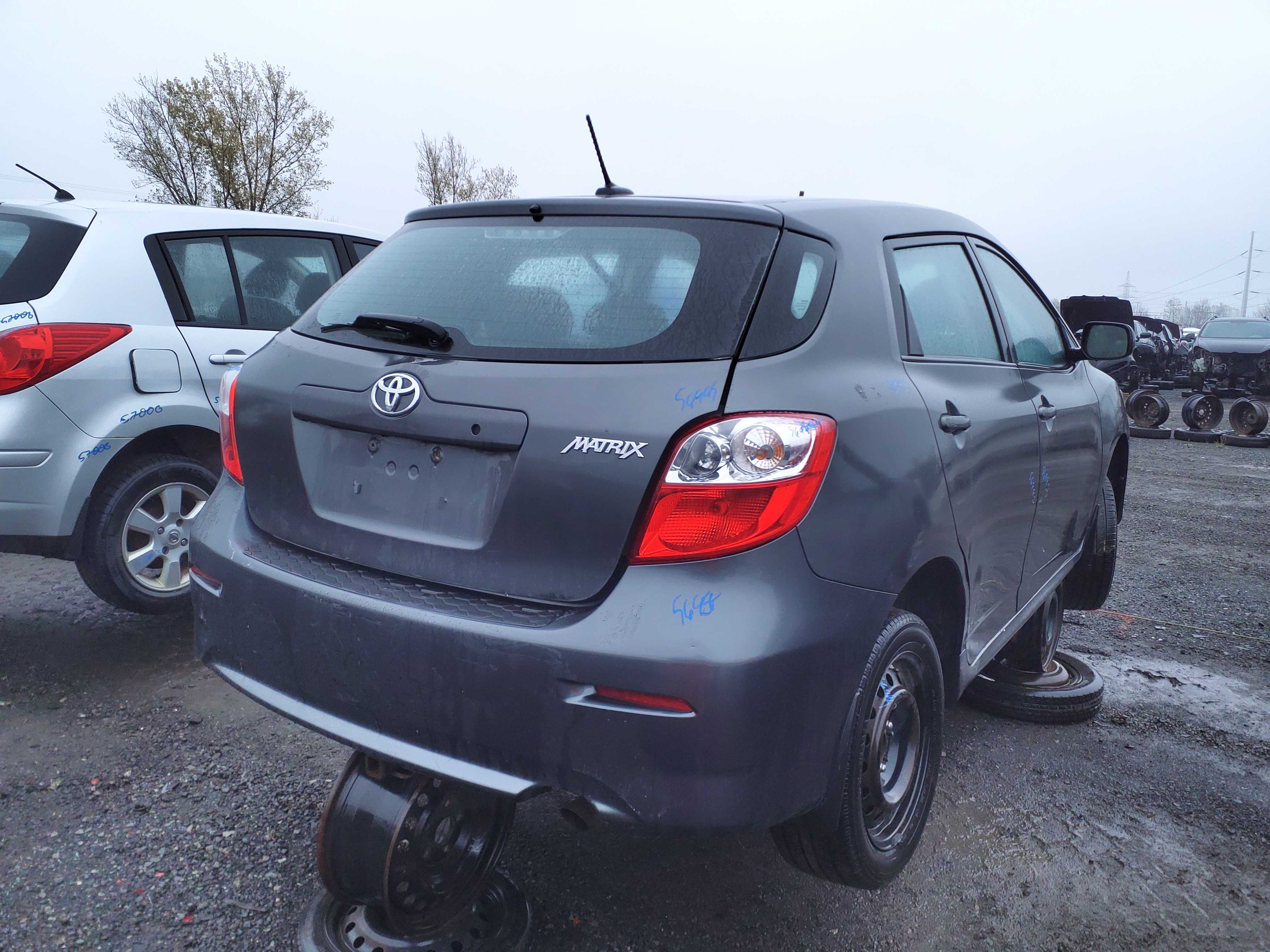 TOYOTA MATRIX 2012