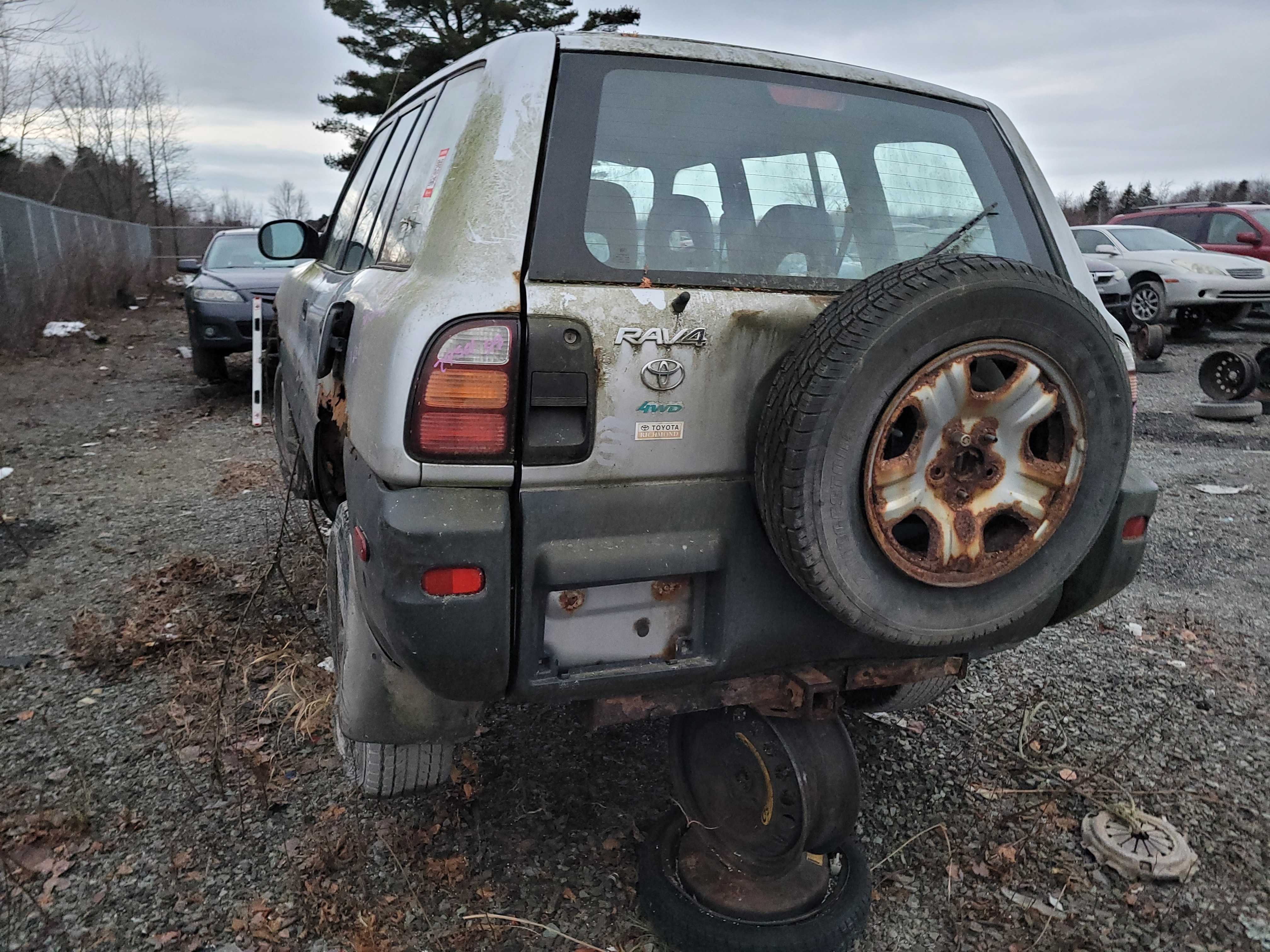 TOYOTA RAV4 1998