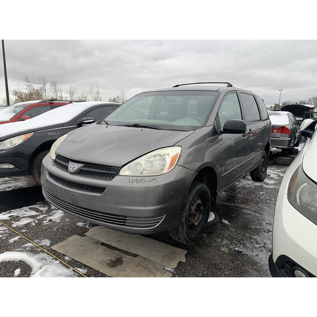 TOYOTA SIENNA 2005