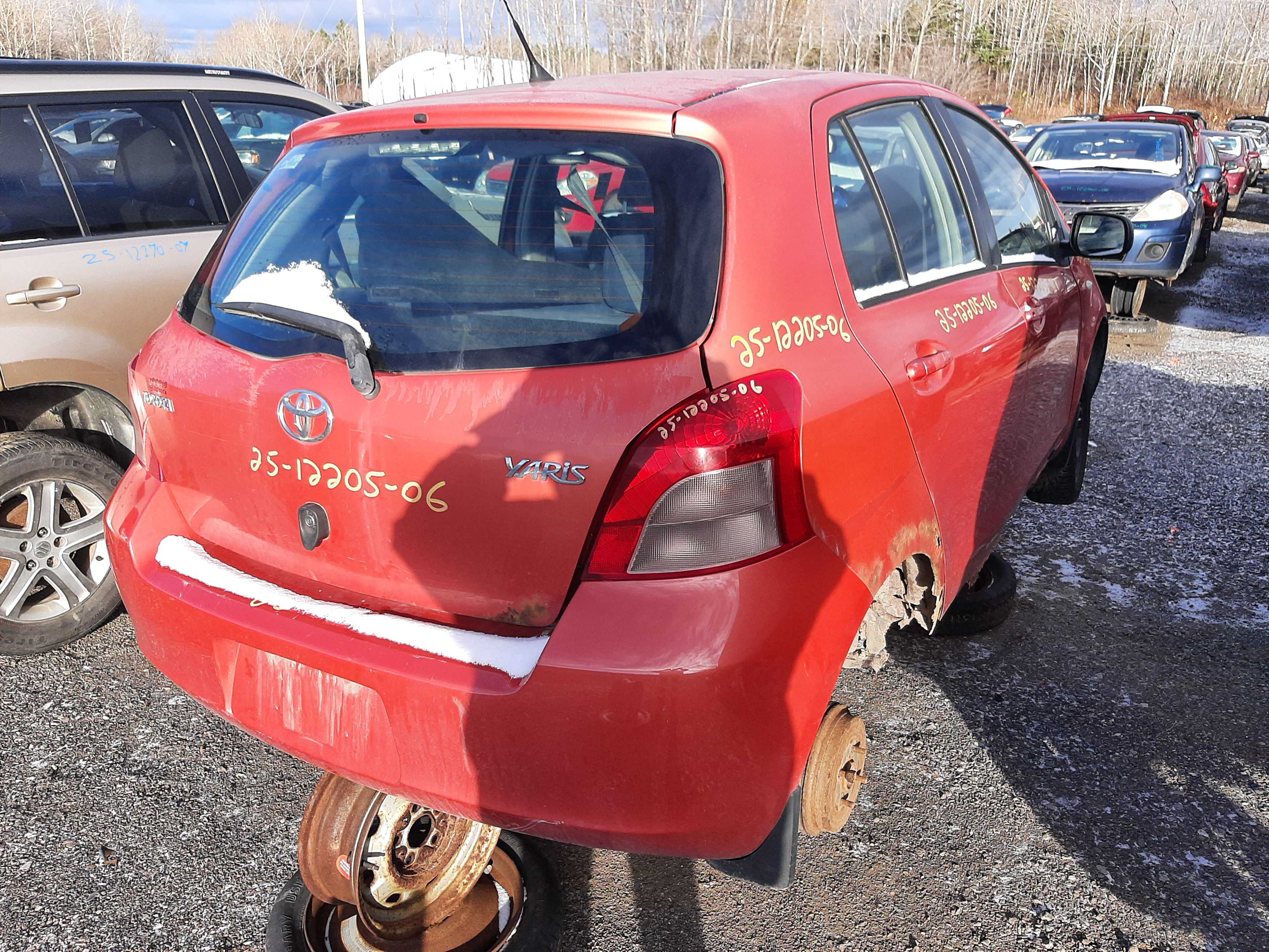 TOYOTA YARIS 2006
