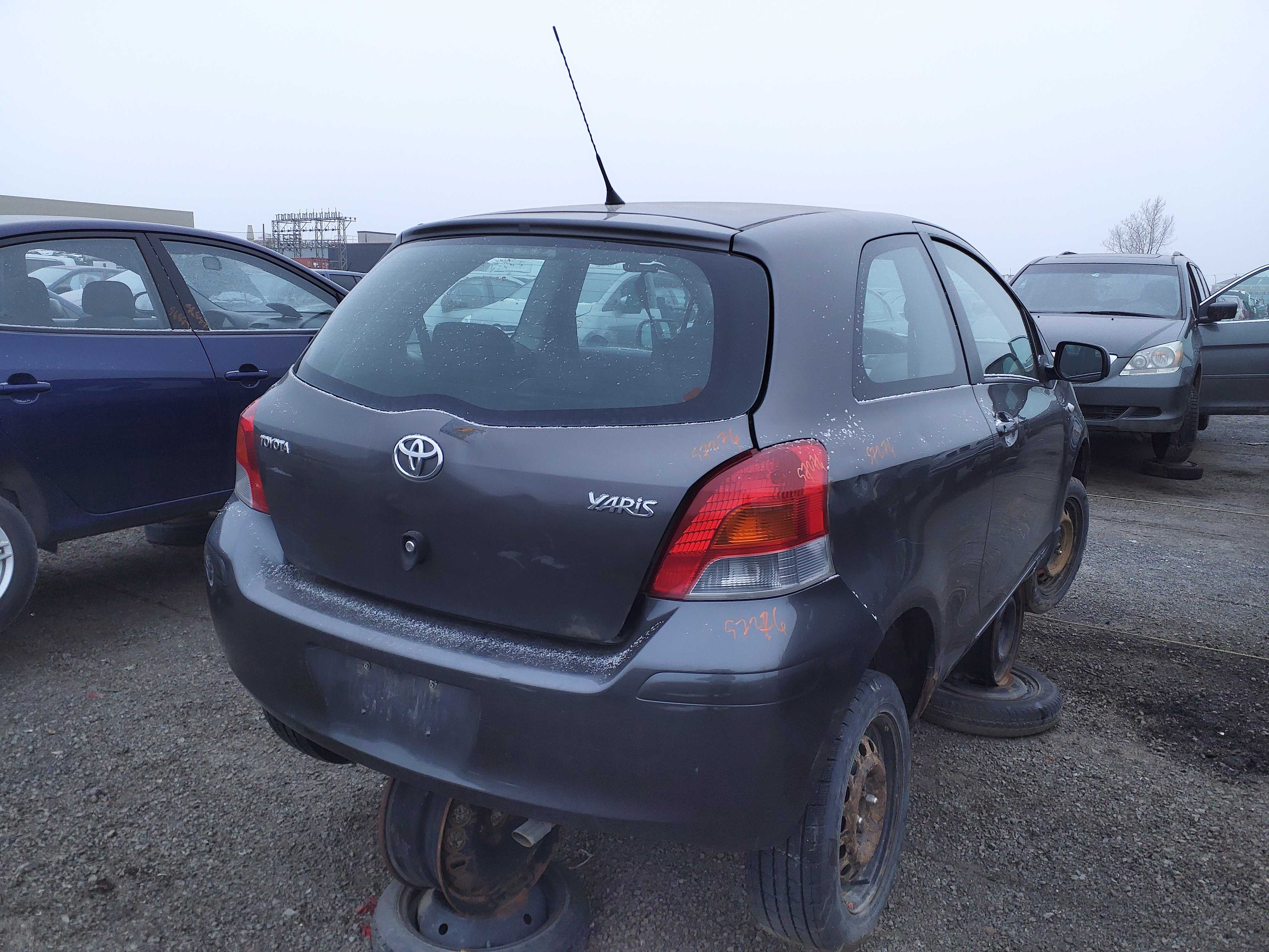 TOYOTA YARIS 2010