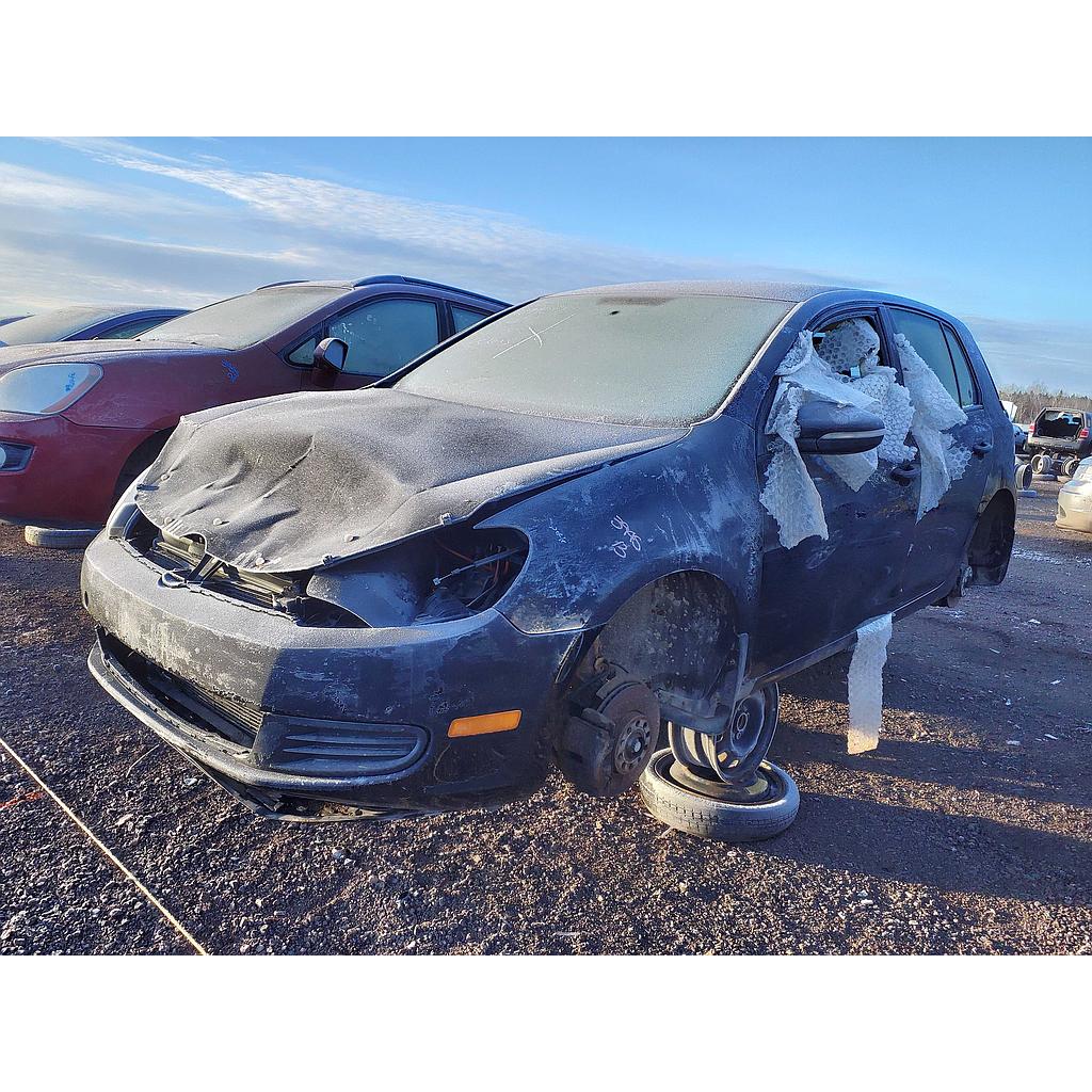 VOLKSWAGEN GOLF 2013