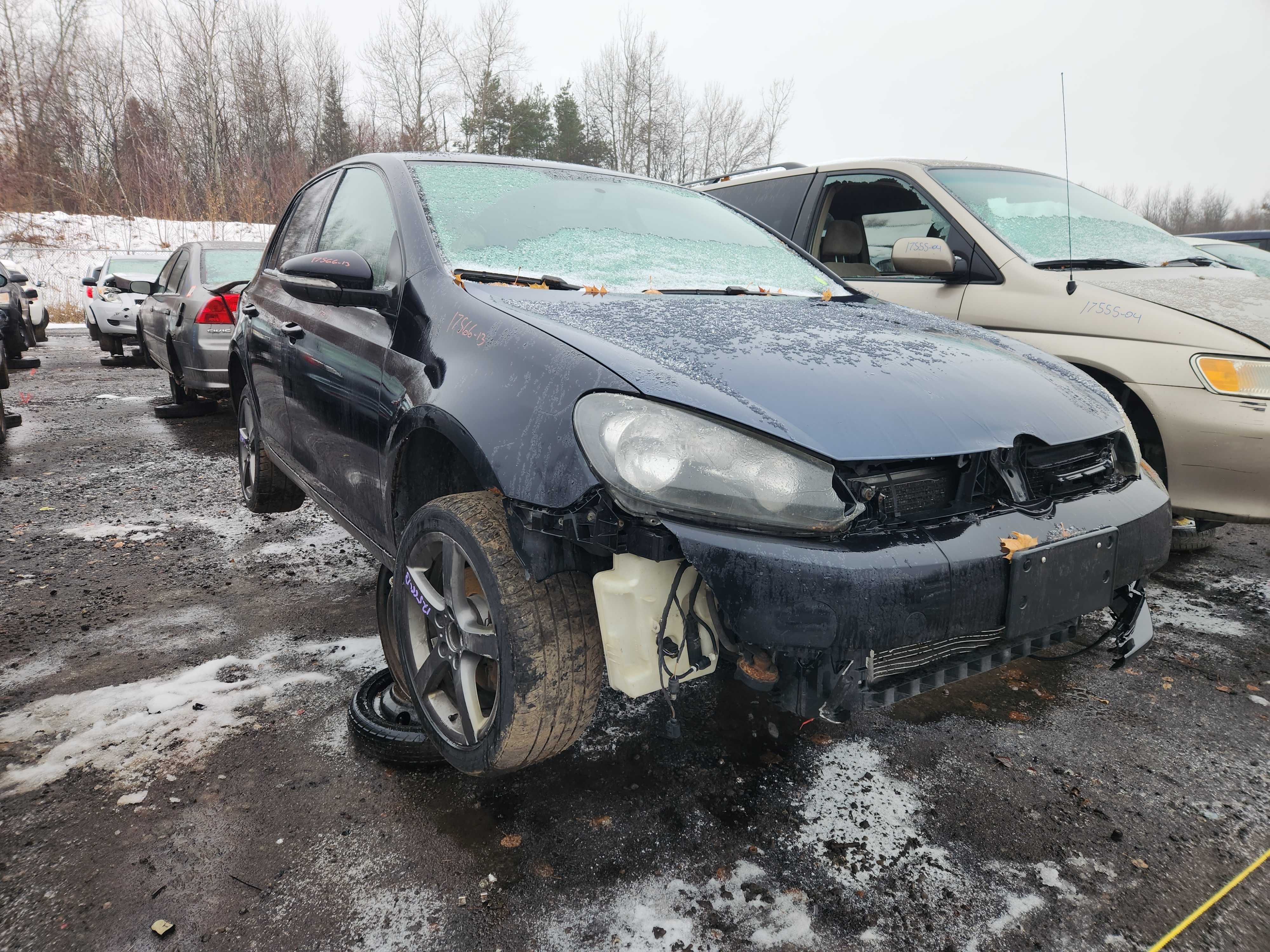 VOLKSWAGEN GOLF 2013