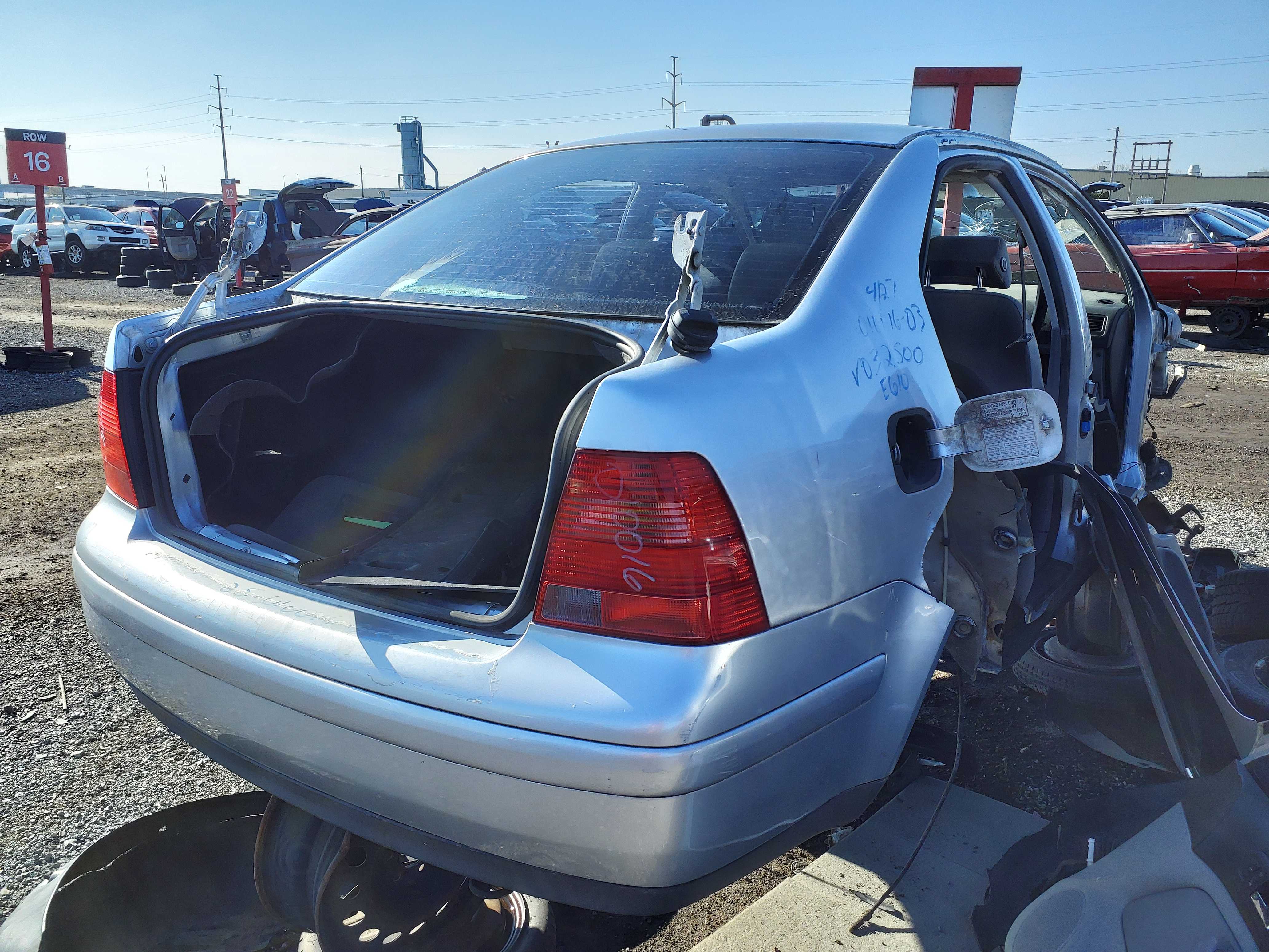 VOLKSWAGEN JETTA 2003