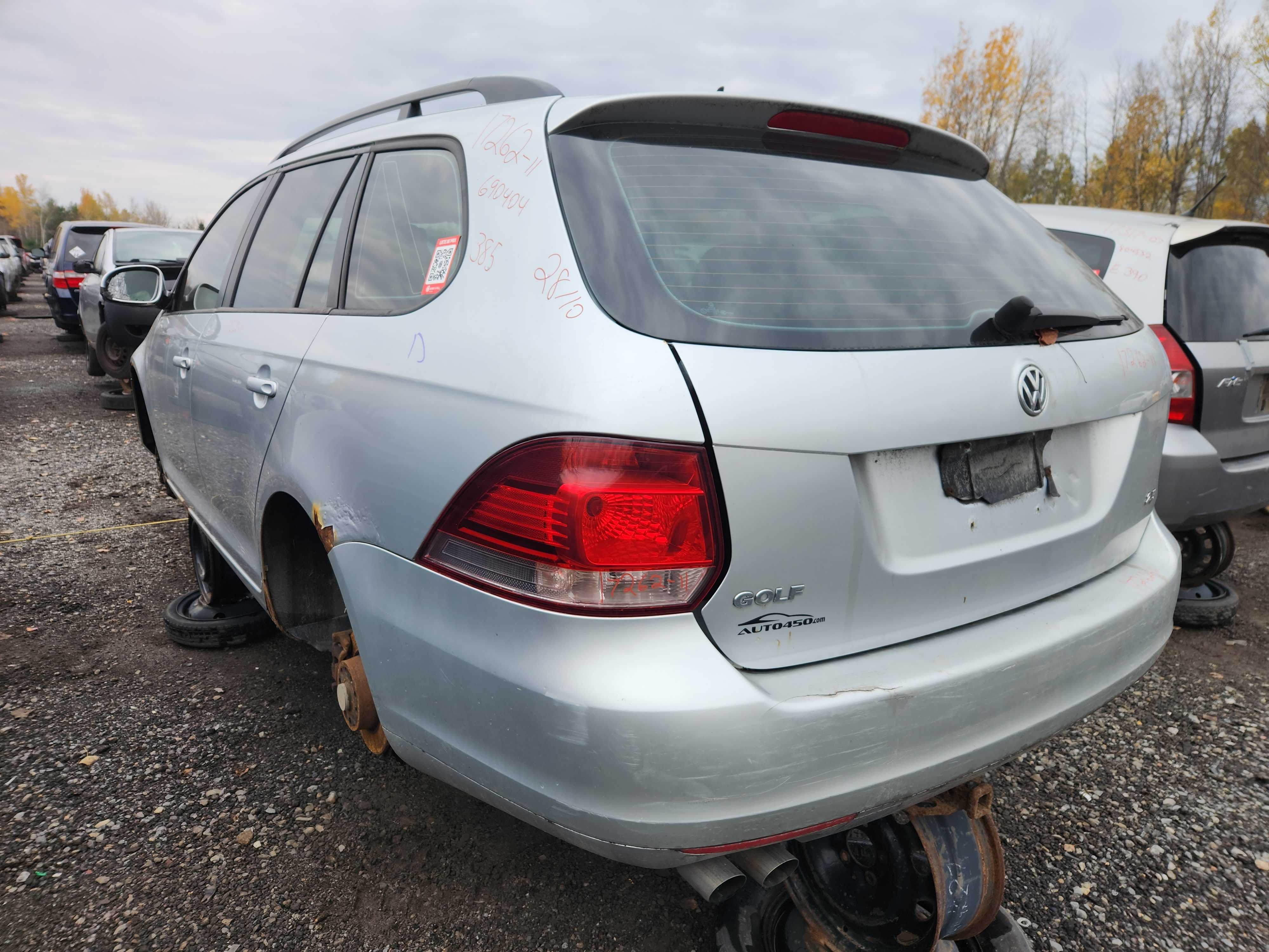 VOLKSWAGEN JETTA 2011