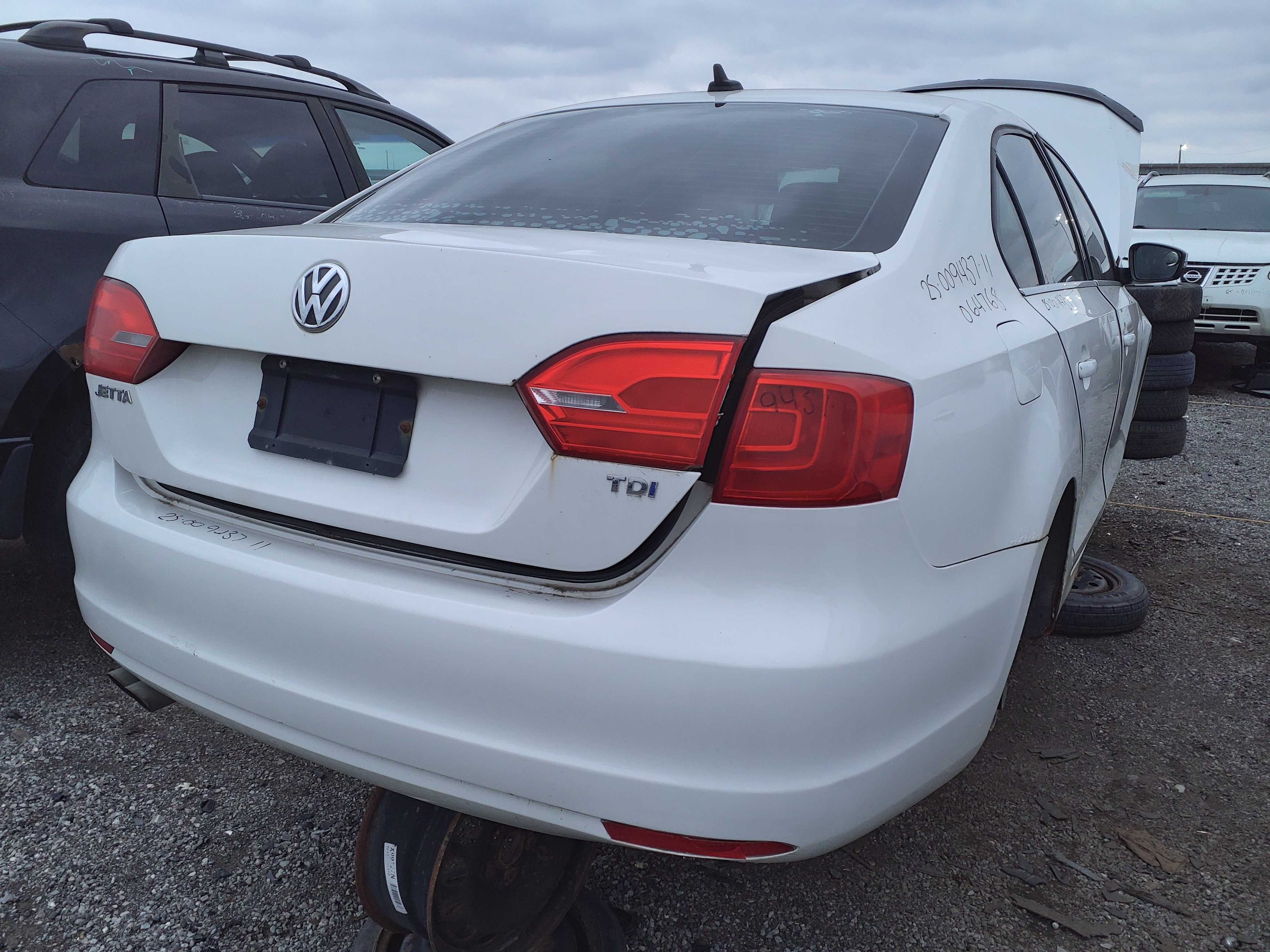 VOLKSWAGEN JETTA 2011