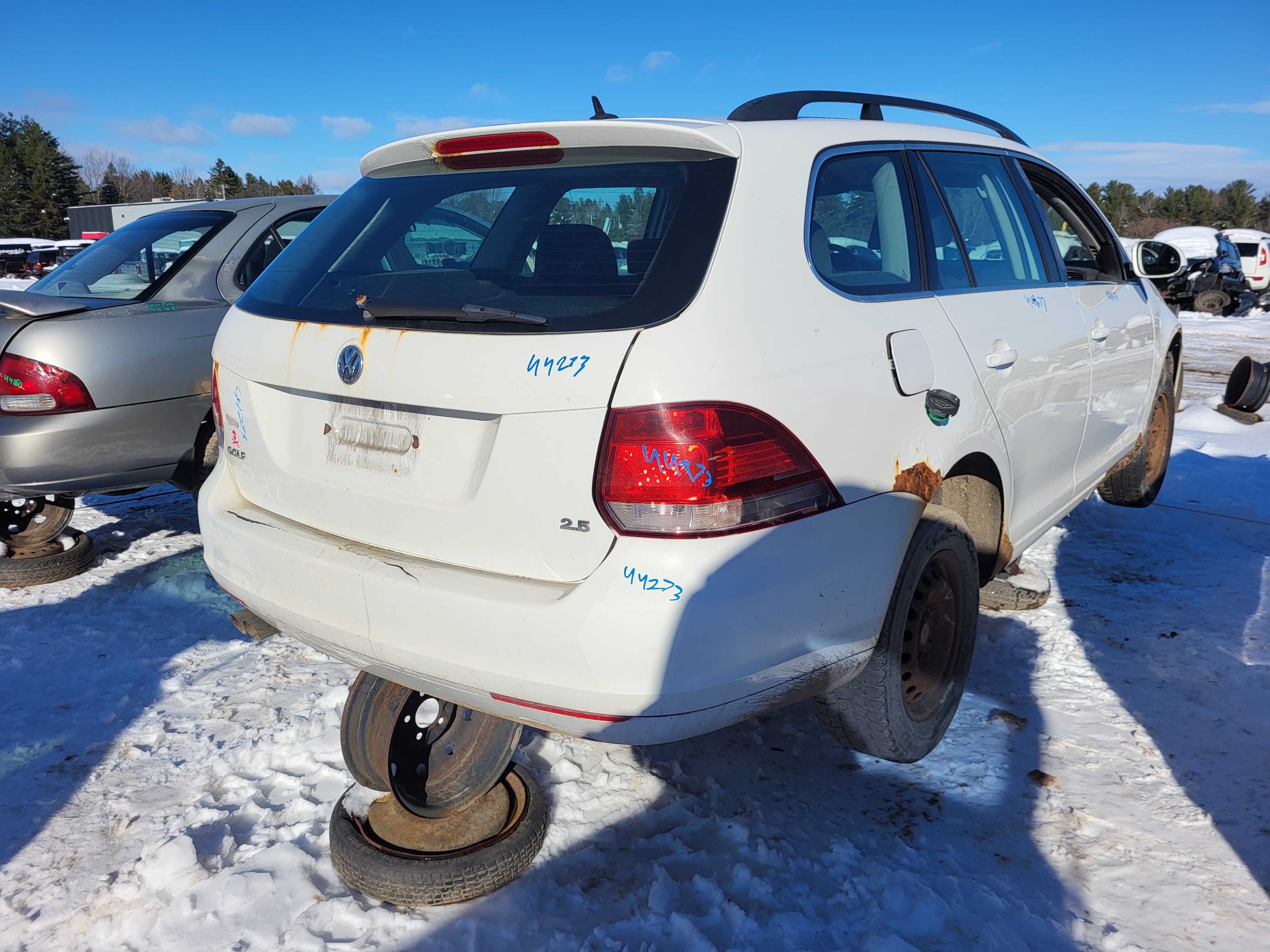 VOLKSWAGEN JETTA 2011