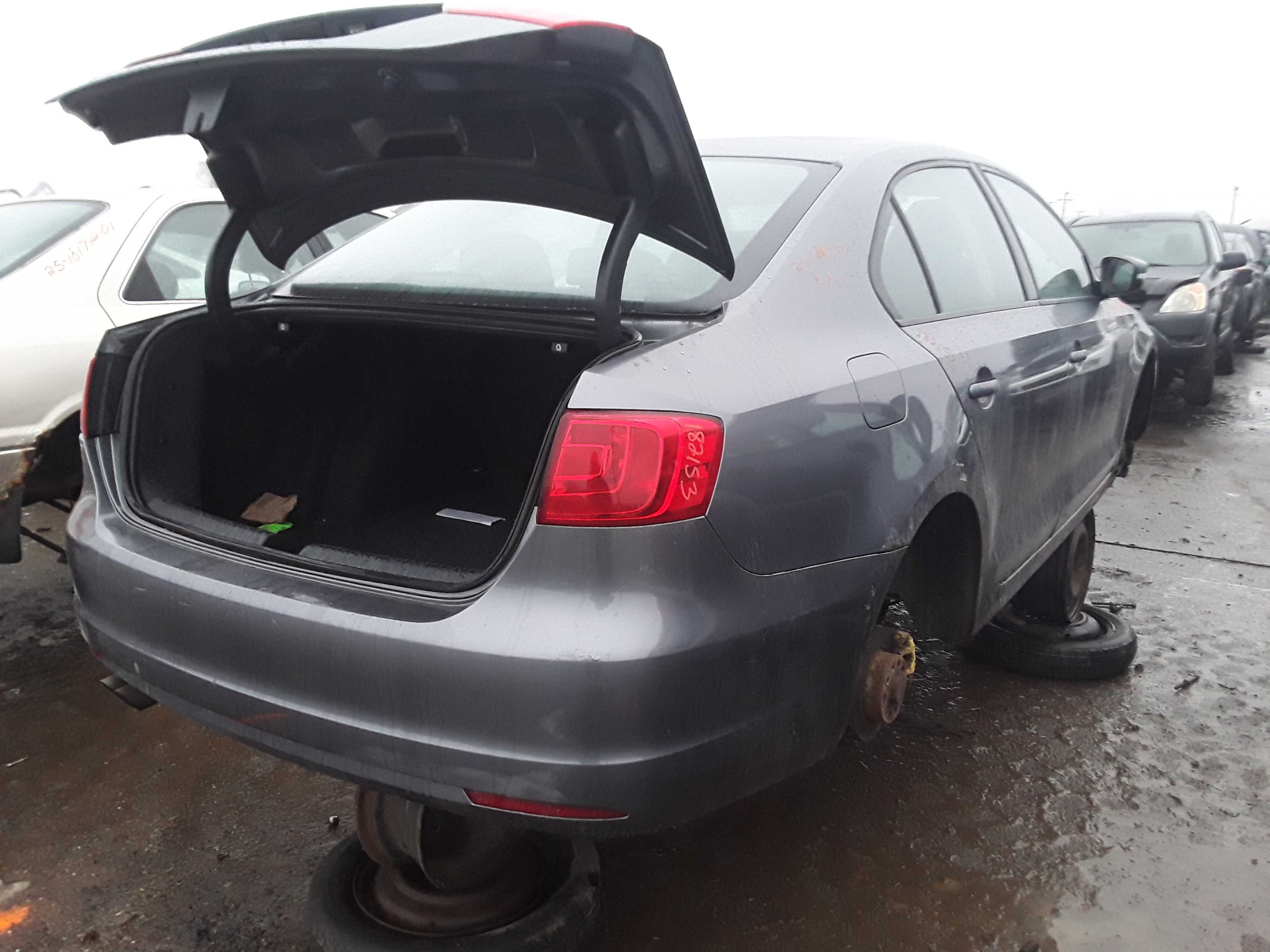 VOLKSWAGEN JETTA 2014