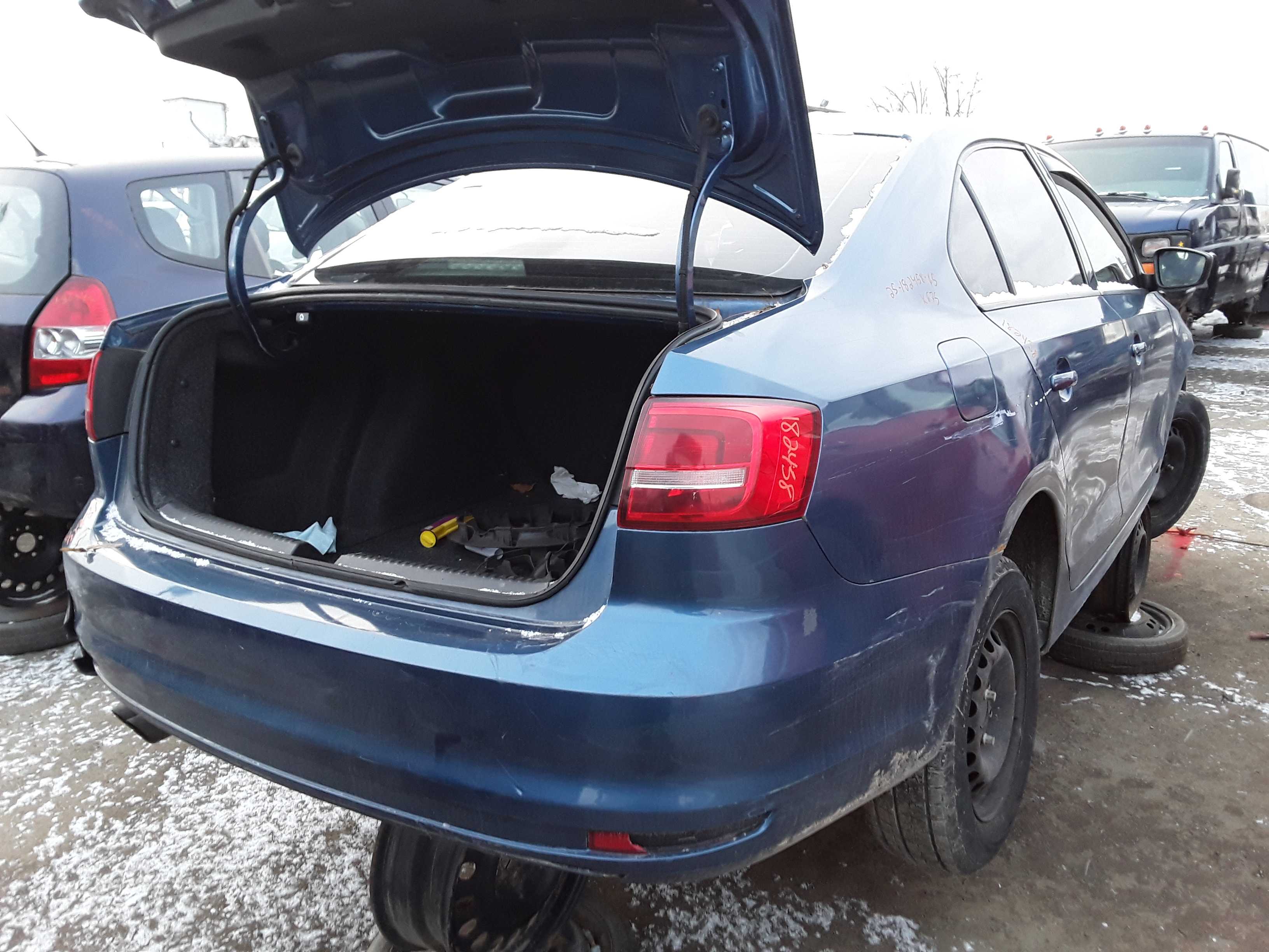 VOLKSWAGEN JETTA 2015