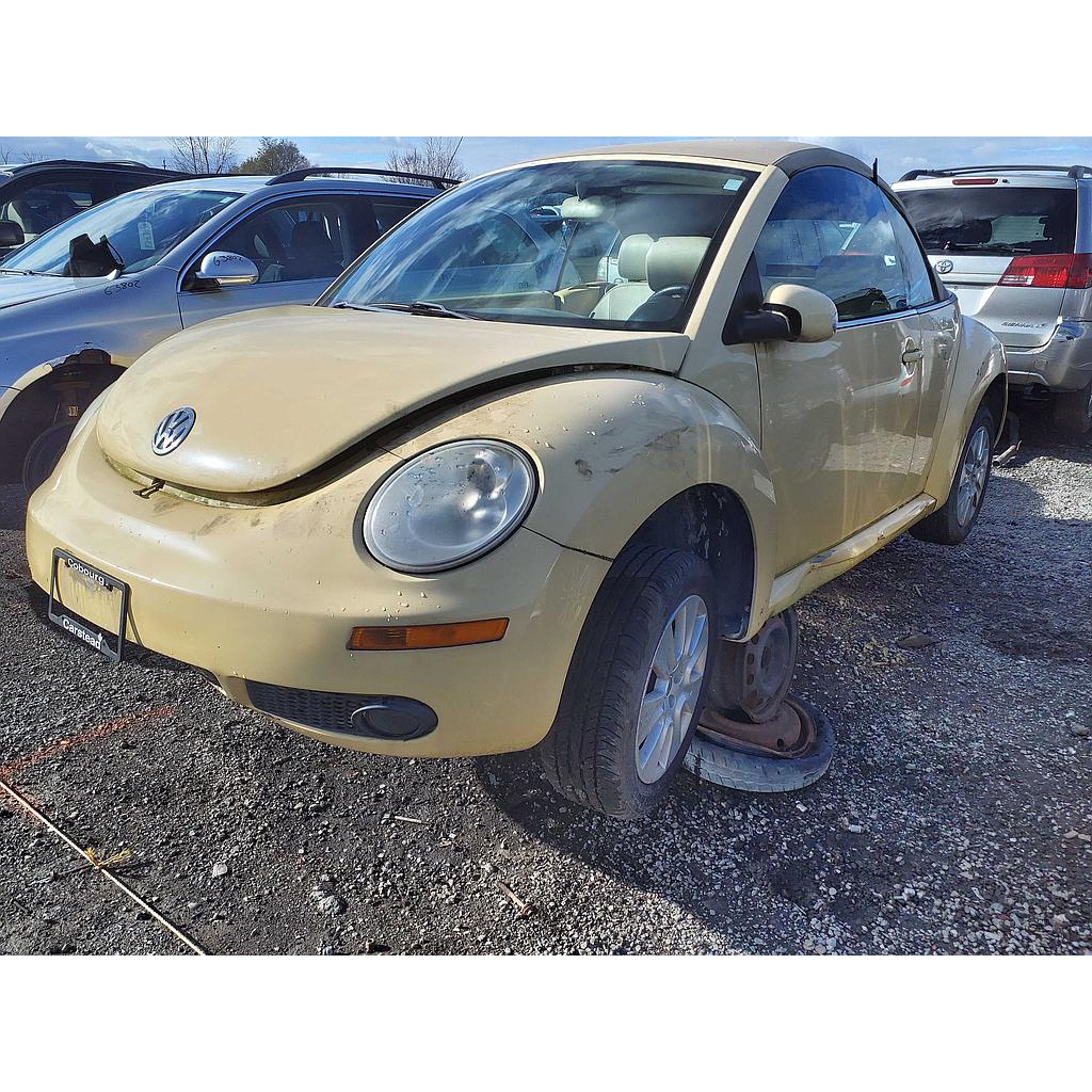 VOLKSWAGEN NEW BEETLE 2008