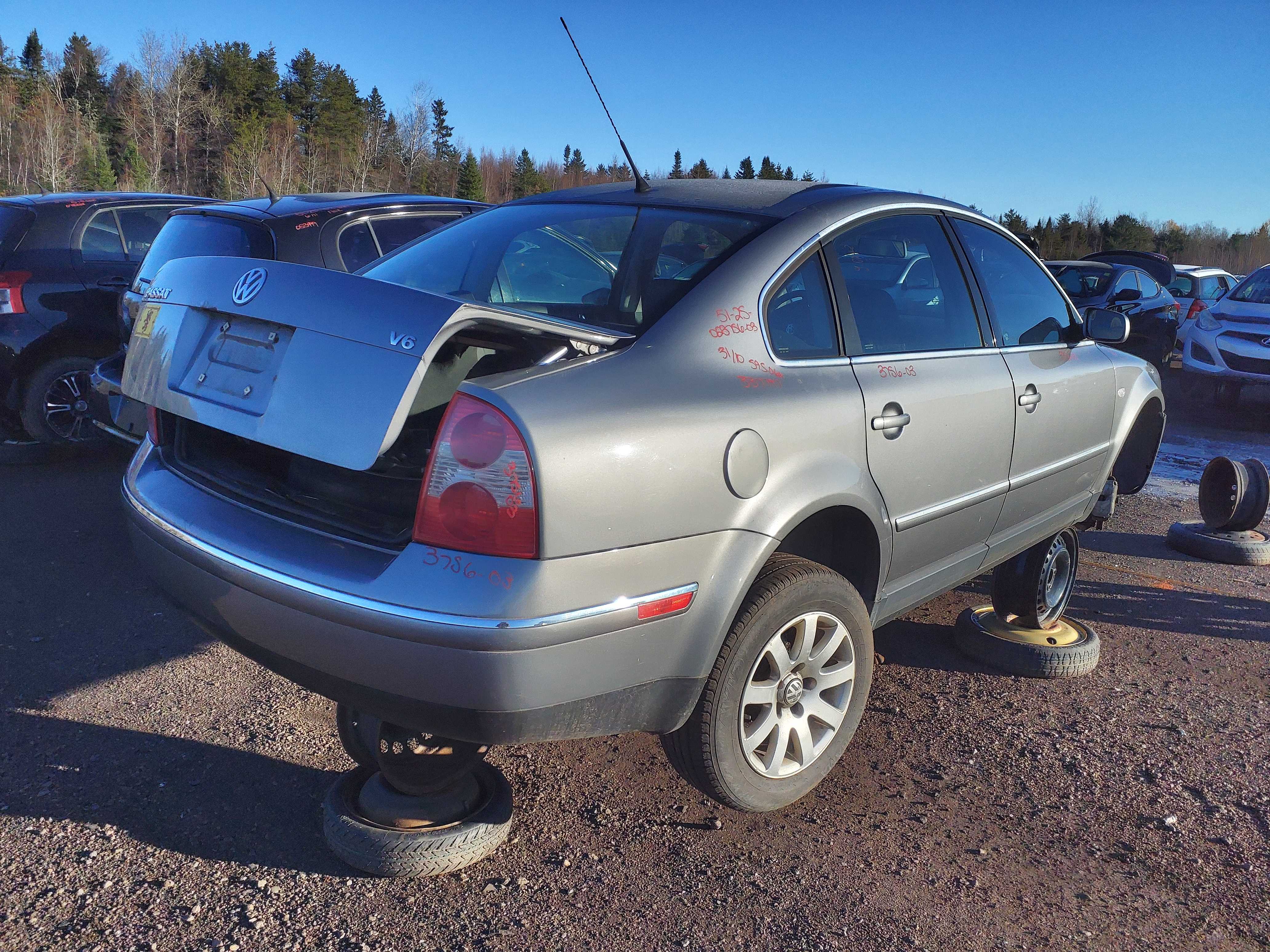 VOLKSWAGEN PASSAT 2003