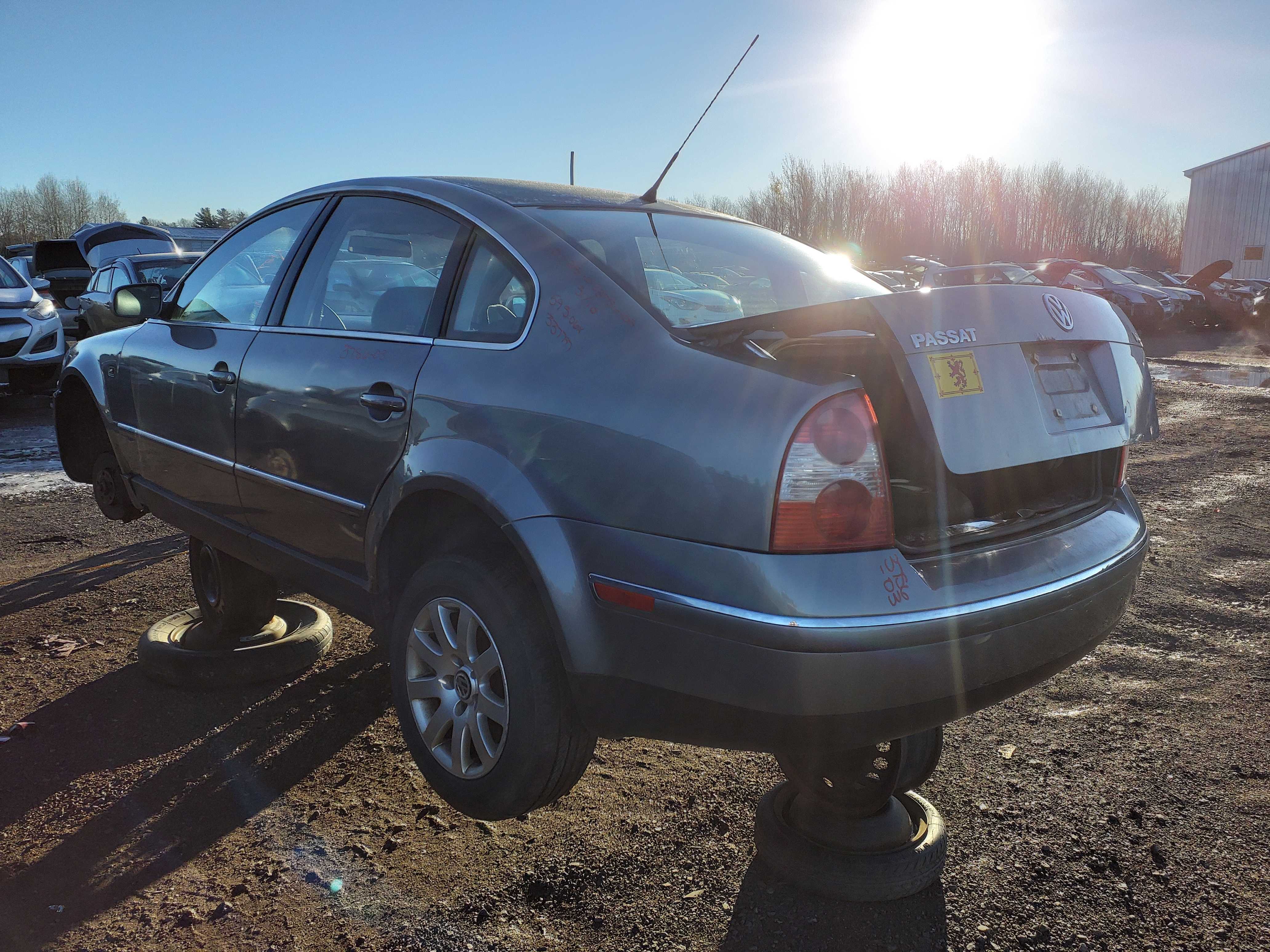 VOLKSWAGEN PASSAT 2003