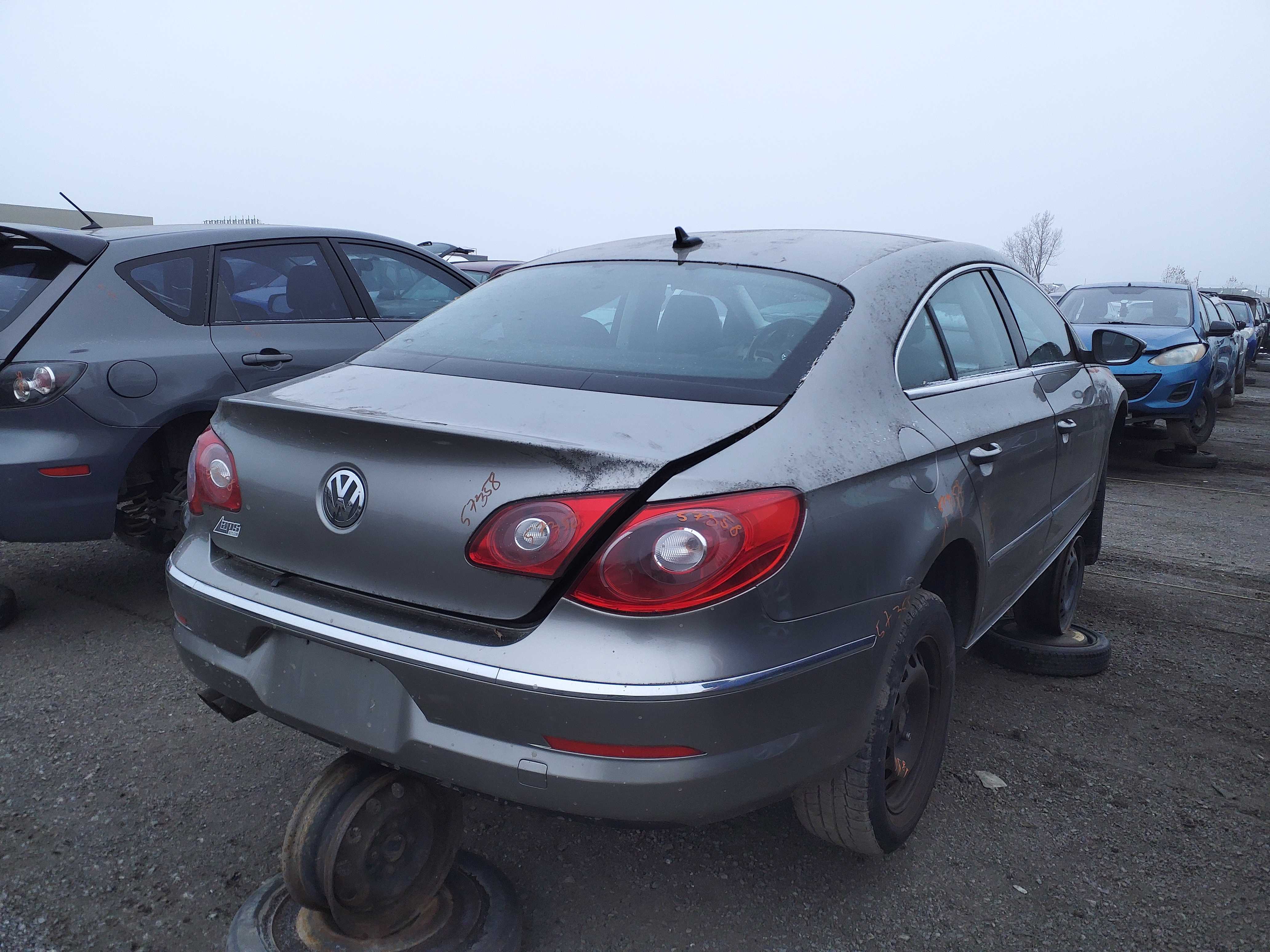 VOLKSWAGEN PASSAT 2009