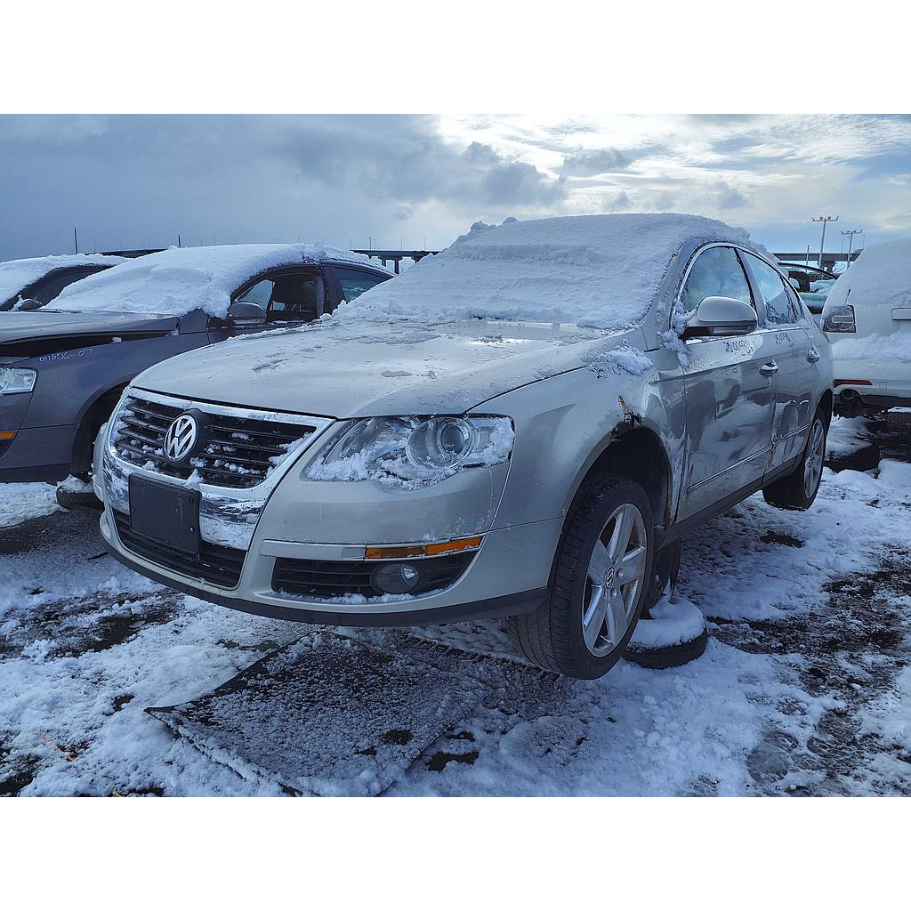 VOLKSWAGEN PASSAT 2010