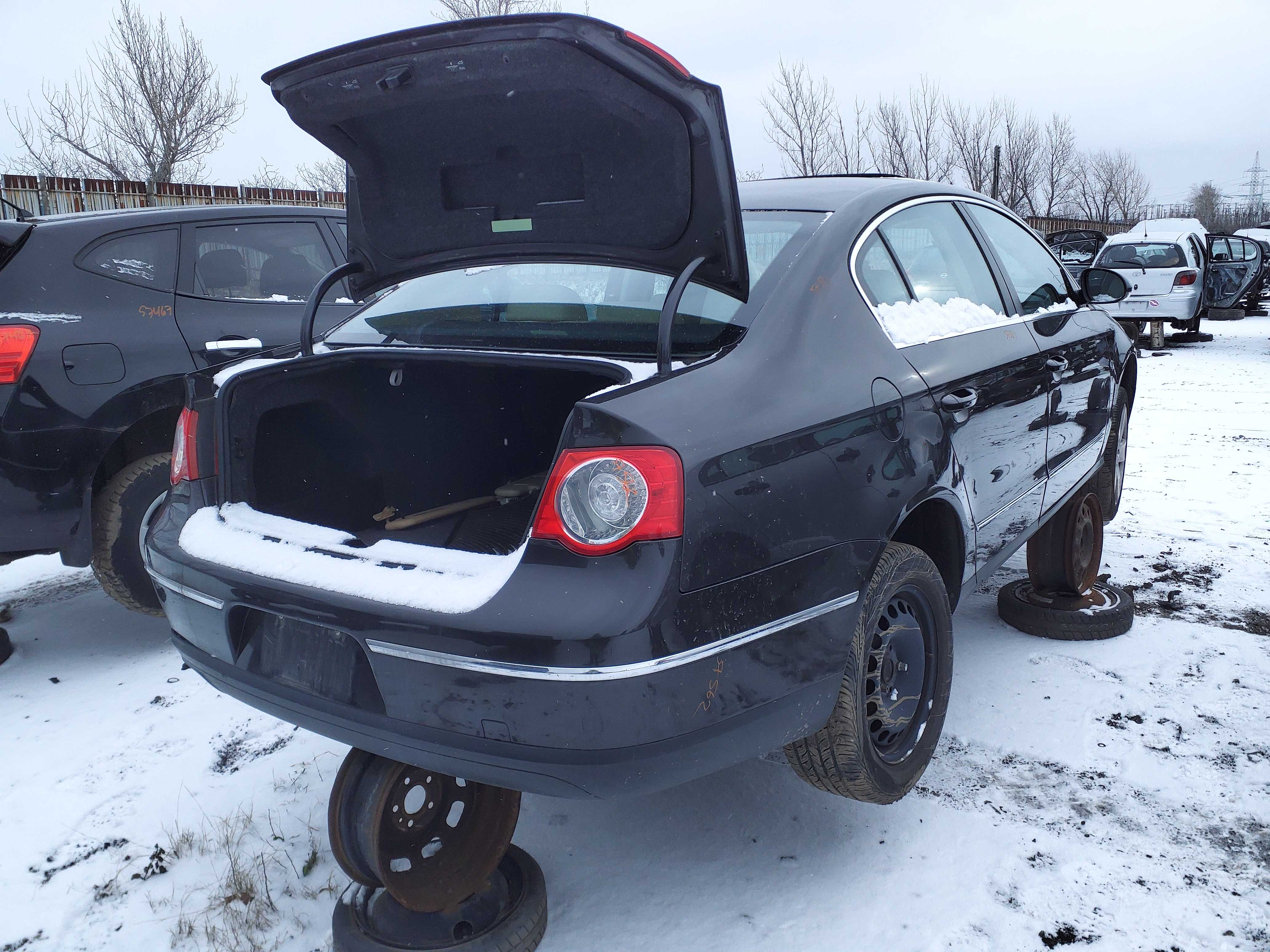 VOLKSWAGEN PASSAT 2010